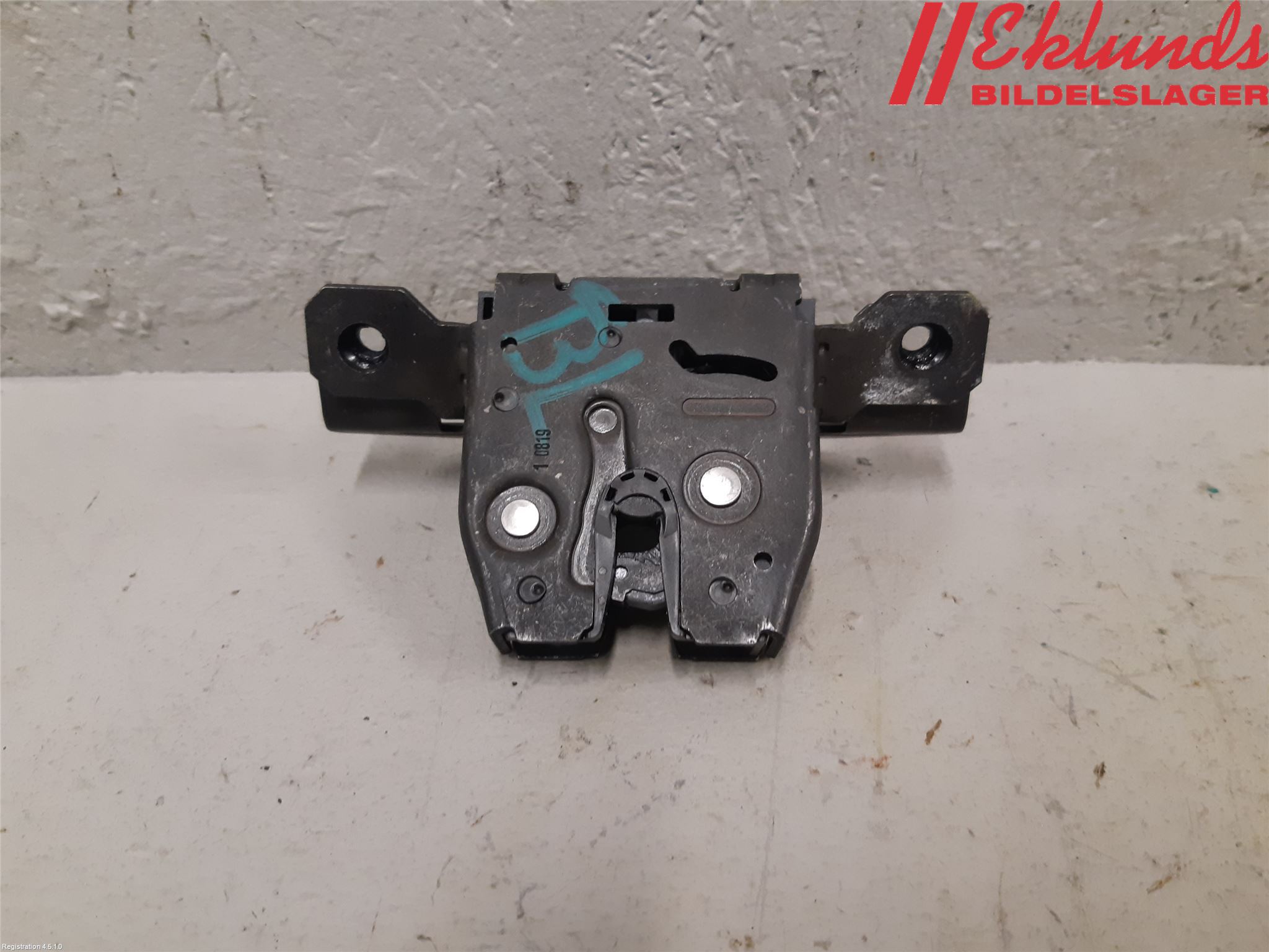 Opel ASTRA J 10-15 Låskista Baklucka