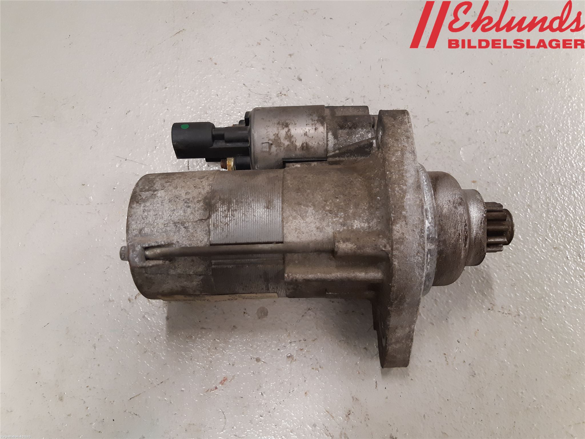 Volkswagen VW CADDY      04-10 Startmotor Diesel