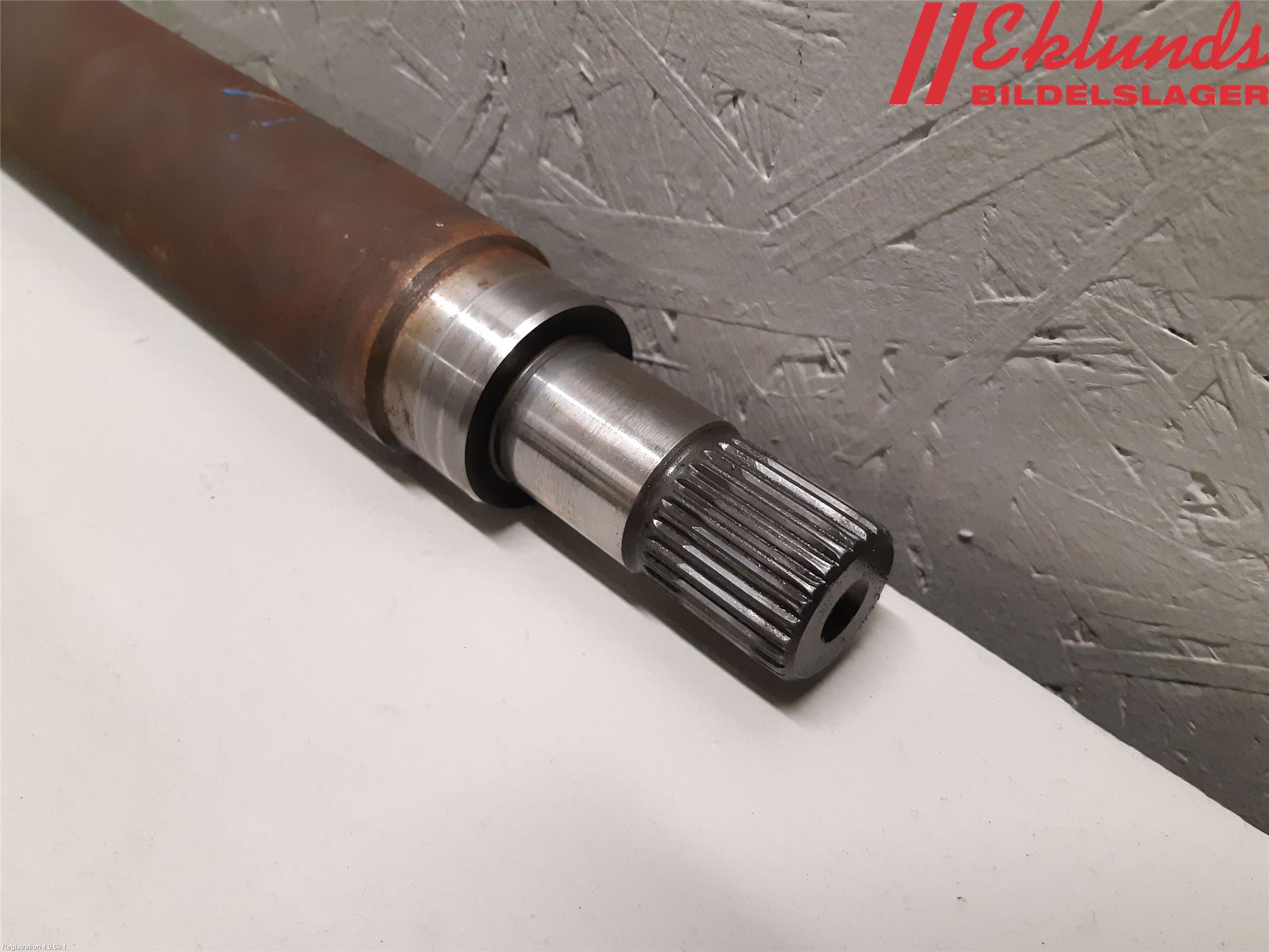 Ford FOCUS 11-14 Drivaxel Fram Höger