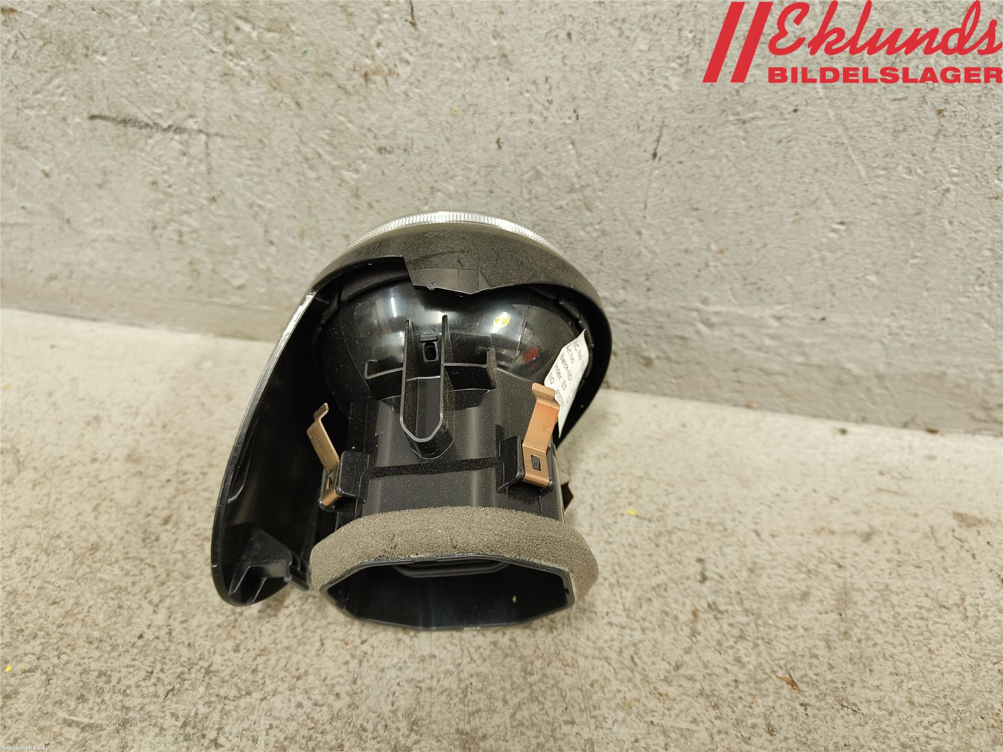 MG ZS EV 20- Defrosterkanal-Munstycke