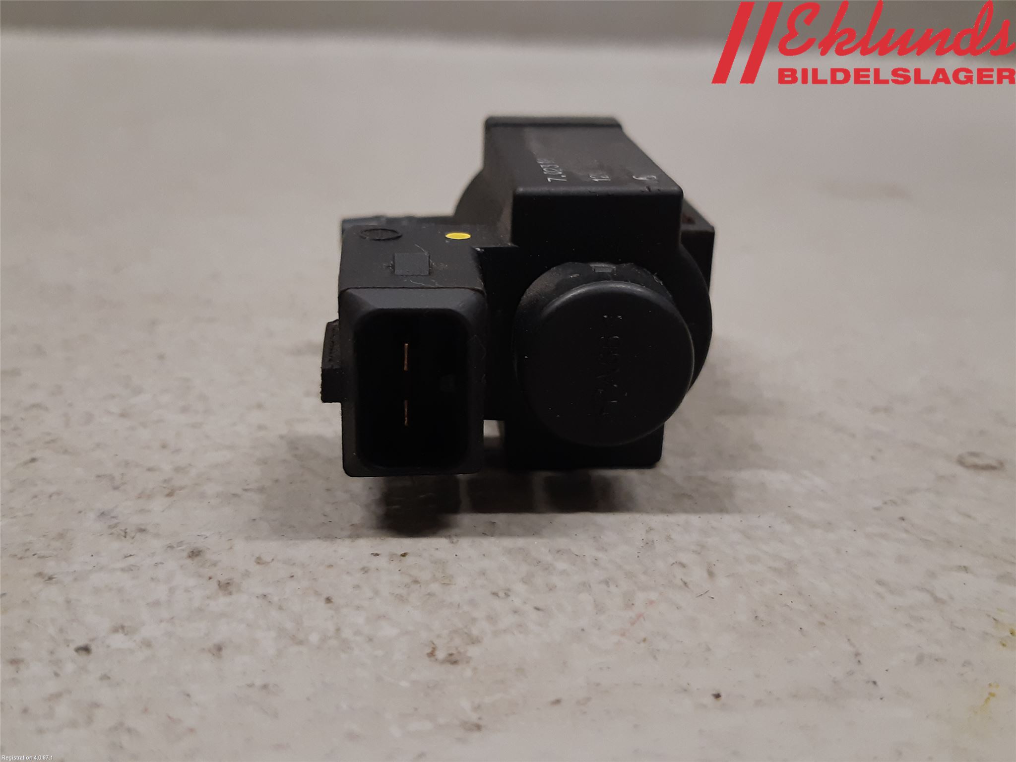 BMW 5 F10/F11/F18 09-17 Vakuumventil