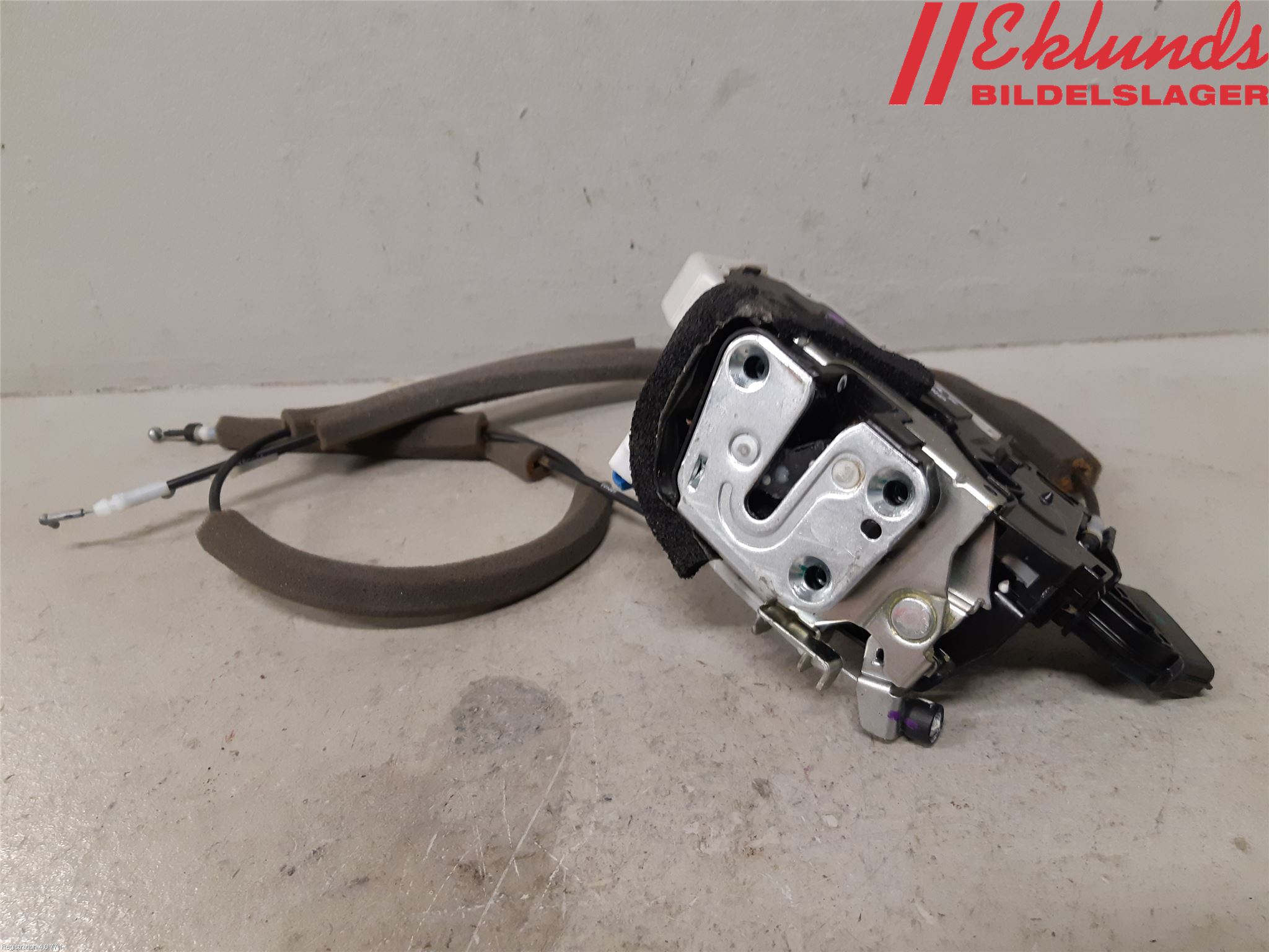 Nissan MICRA 11-16 Låskista-Dörrlås