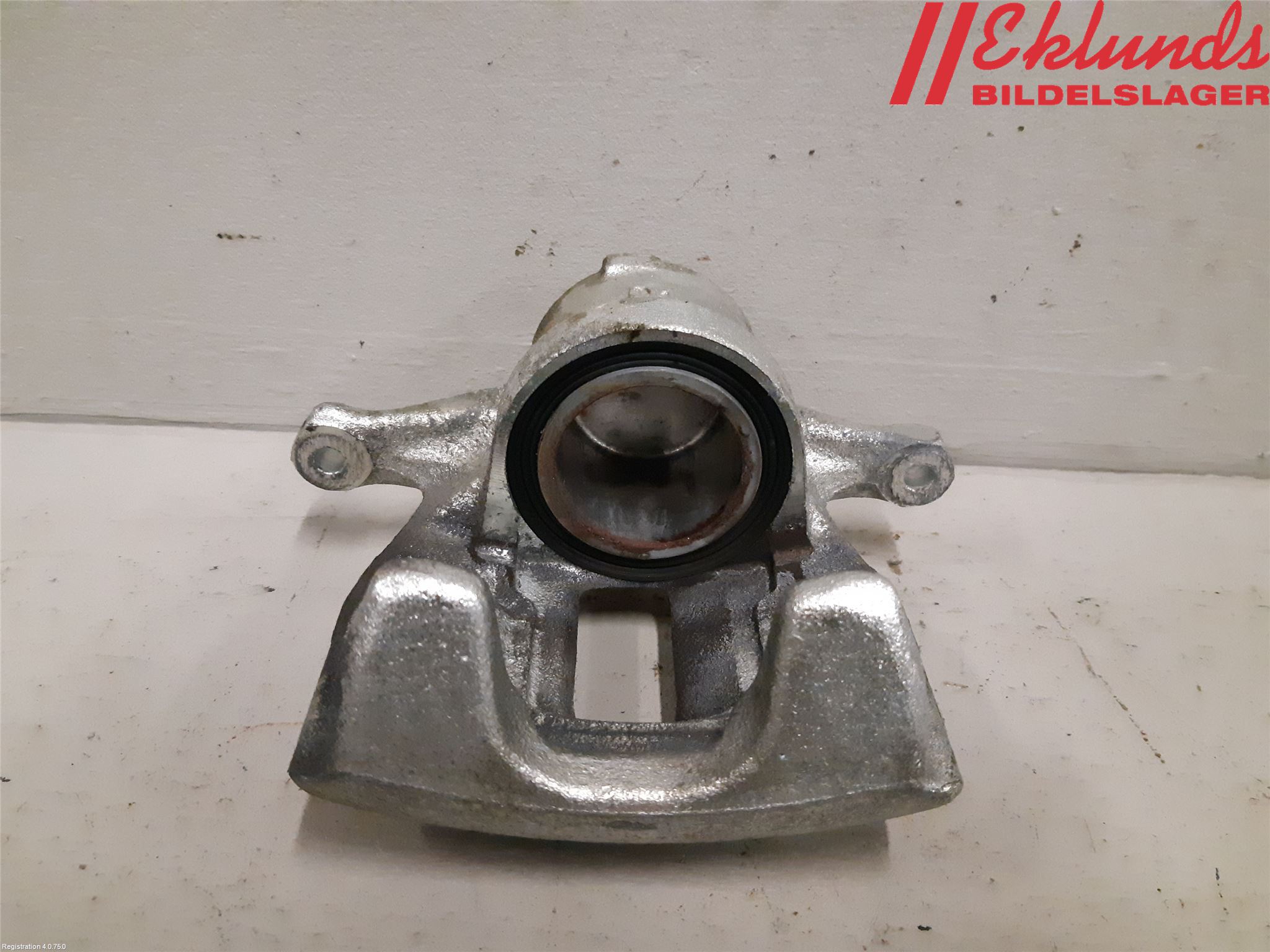 Toyota C-HR 16-23 Bromsok Fram Vänster