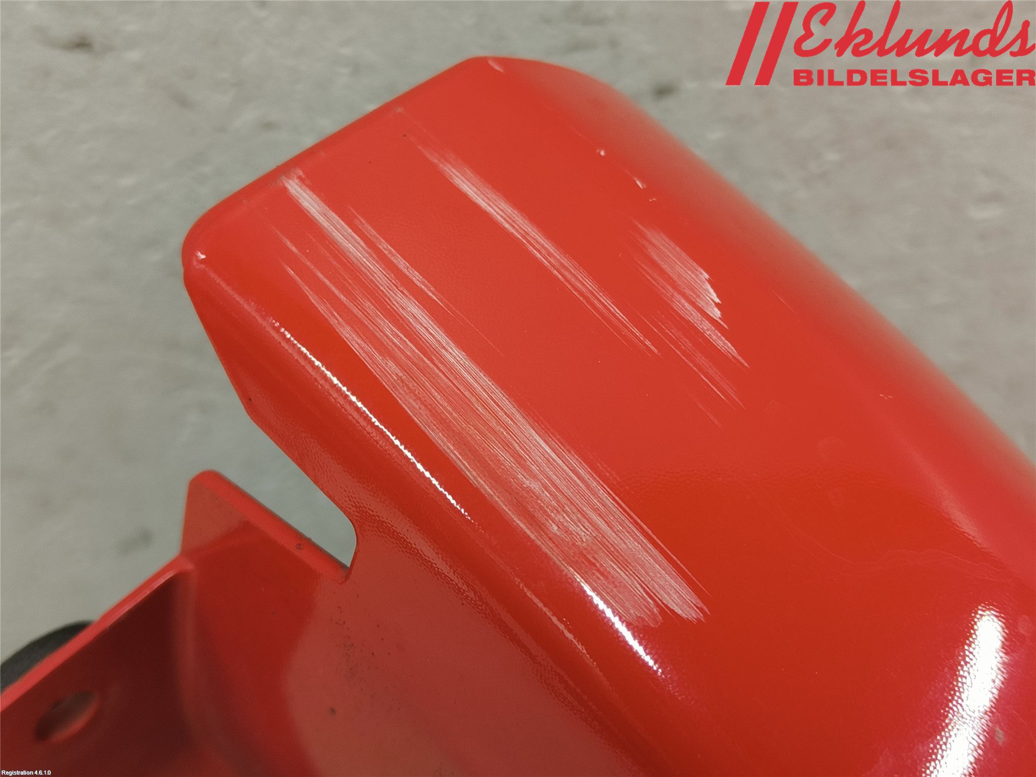 Renault TRAFIC/E-TECH 15- Stötfångardel Bak Hö