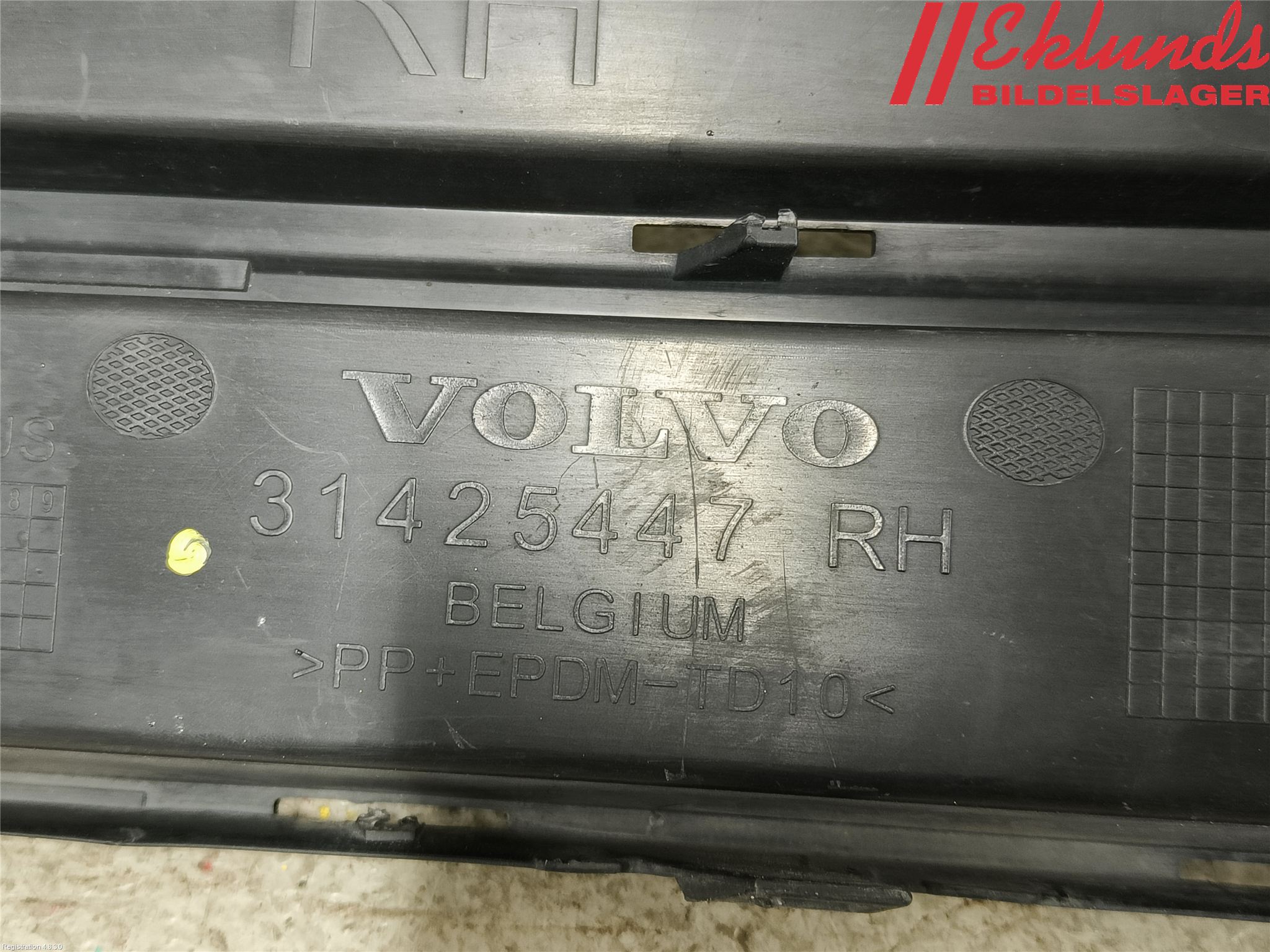 Volvo S90 17->> Stötfångardel Fram Hö