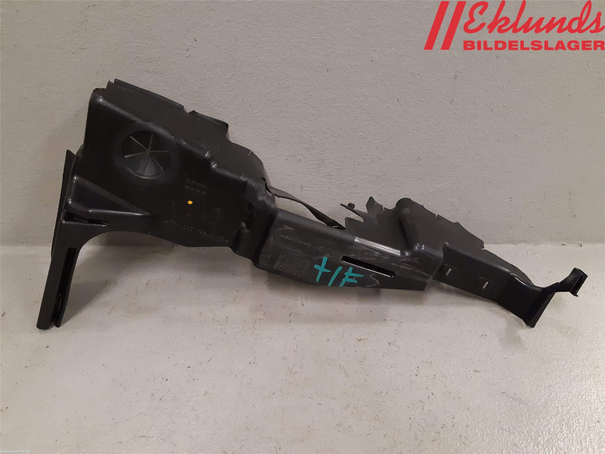 Audi Q2/SQ2 17- Deflektor Plåt-Plast Kylning