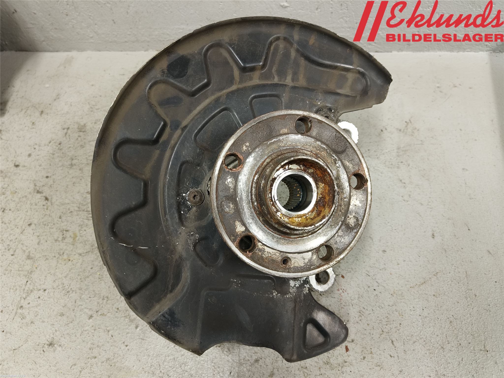 Volkswagen VW PASSAT 15-19 Styrspindel Lagerhus Hö