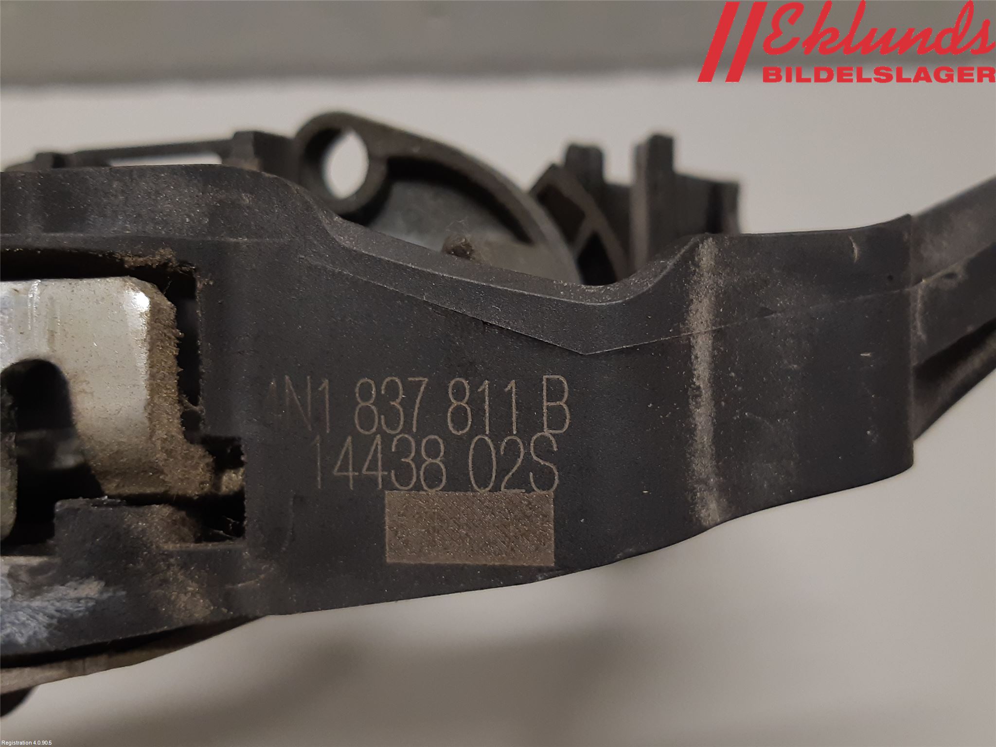Audi A6 F2/C8 19- Dörrhandtag Yttre Vä