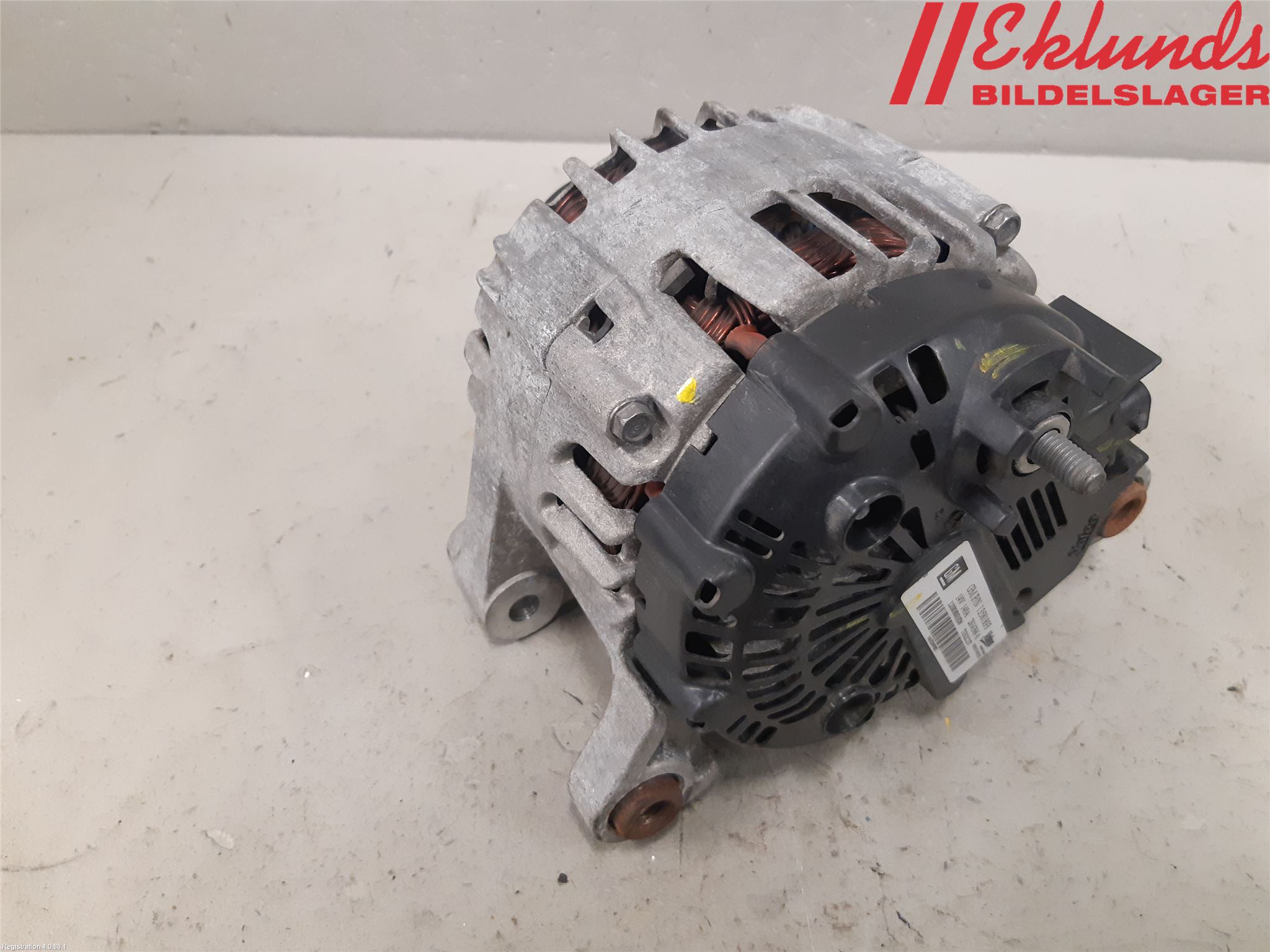 Opel CORSA D 07-14 Generator