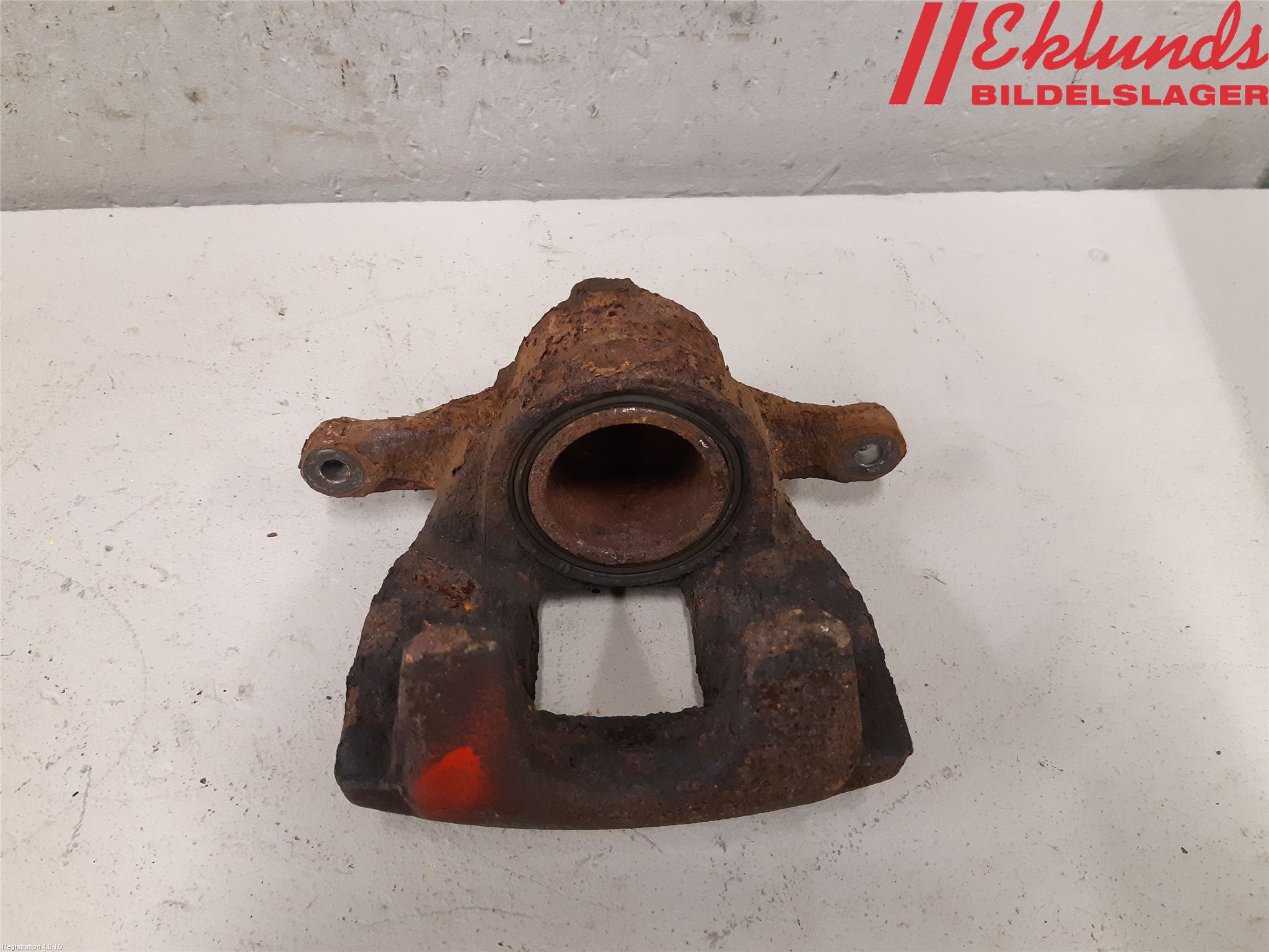 Toyota AURIS 13-19 Bromsok Fram Vänster