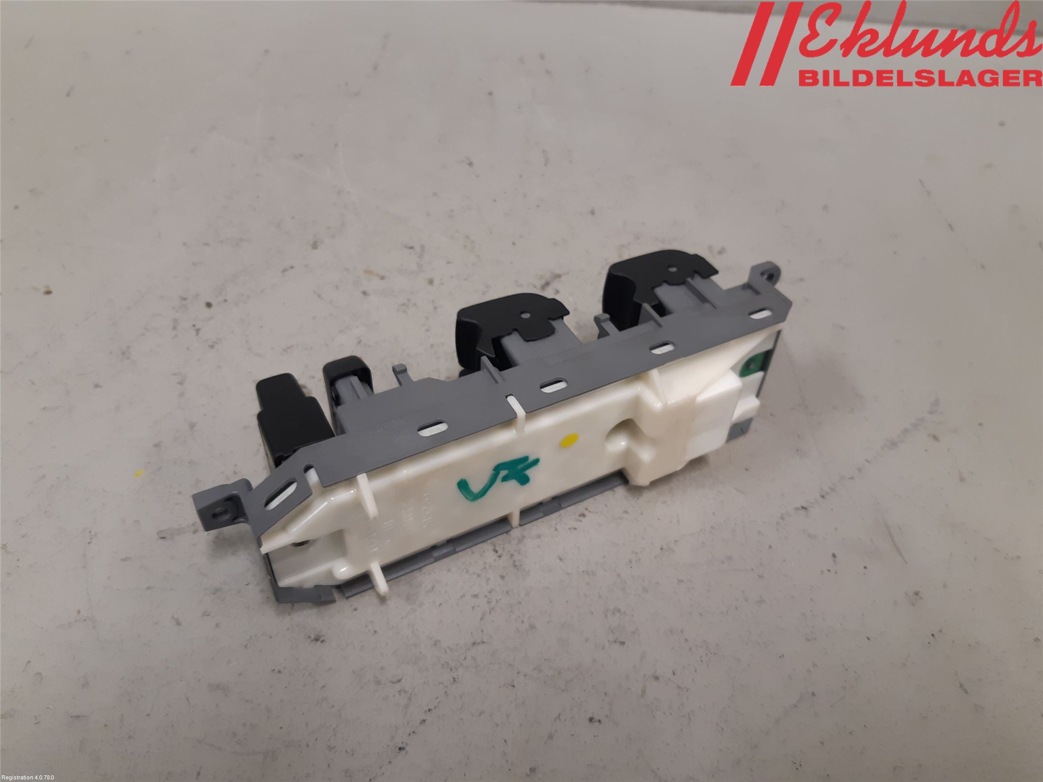 Toyota AURIS 13-19 Strömställare Elhiss