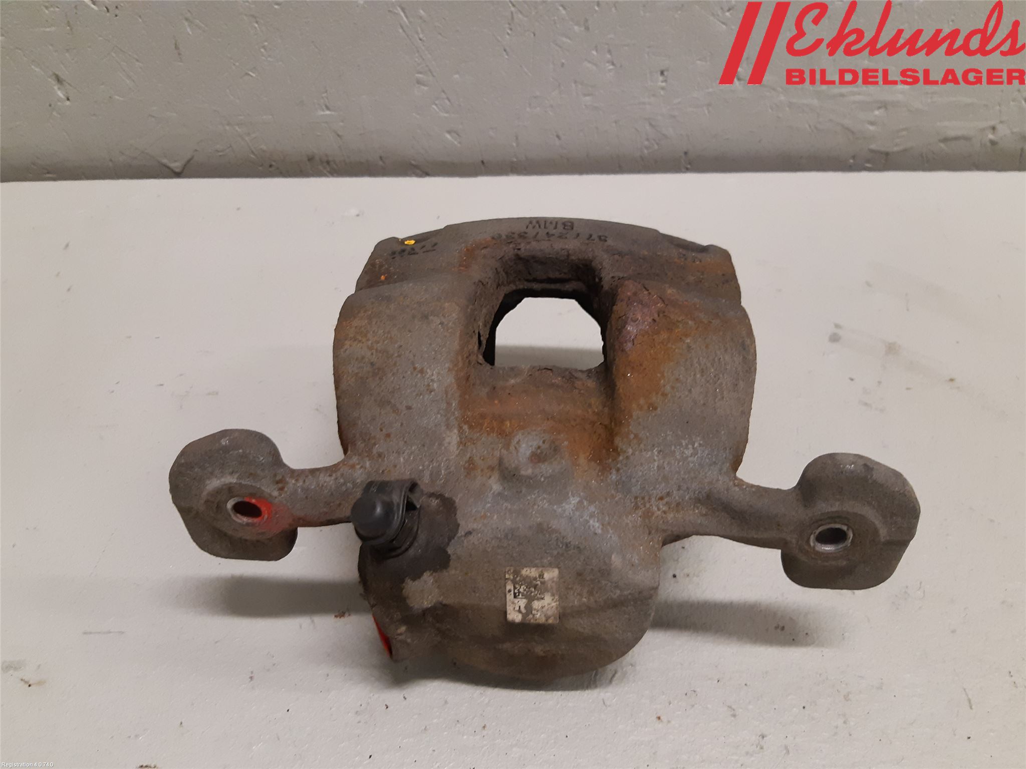 BMW X1 F48 15-22 Bromsok Fram Vänster