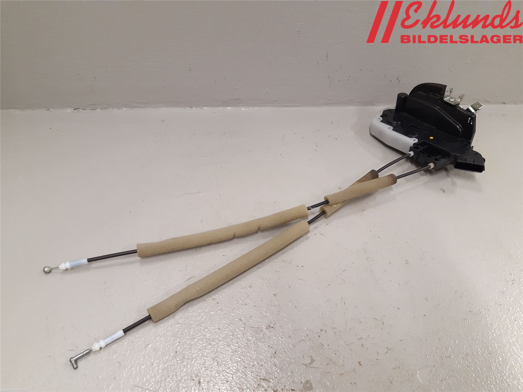 Nissan LEAF 11-17 Låskista-Dörrlås