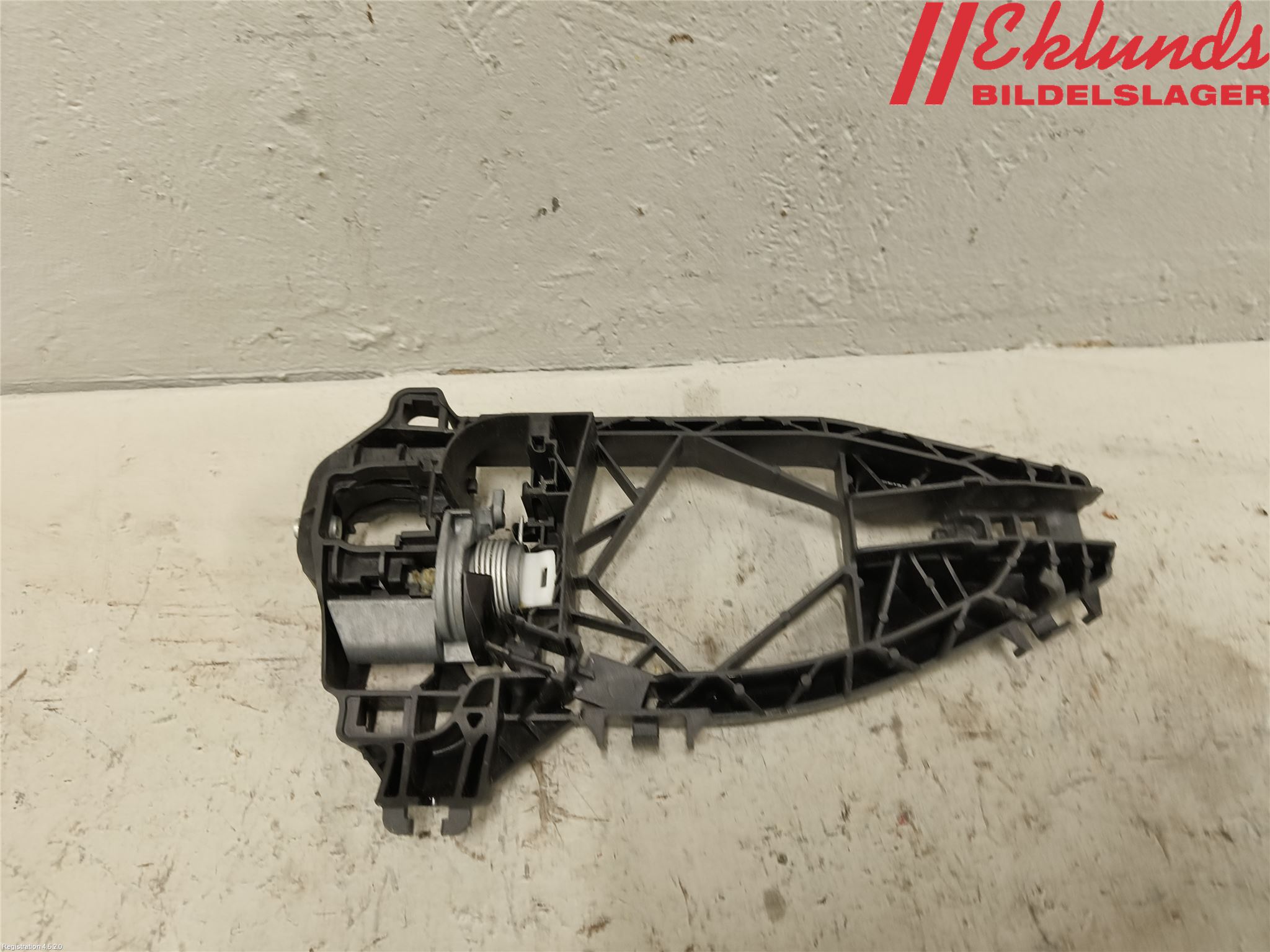 Audi A6 F2/C8 19- Dörrhandtag Yttre Vä