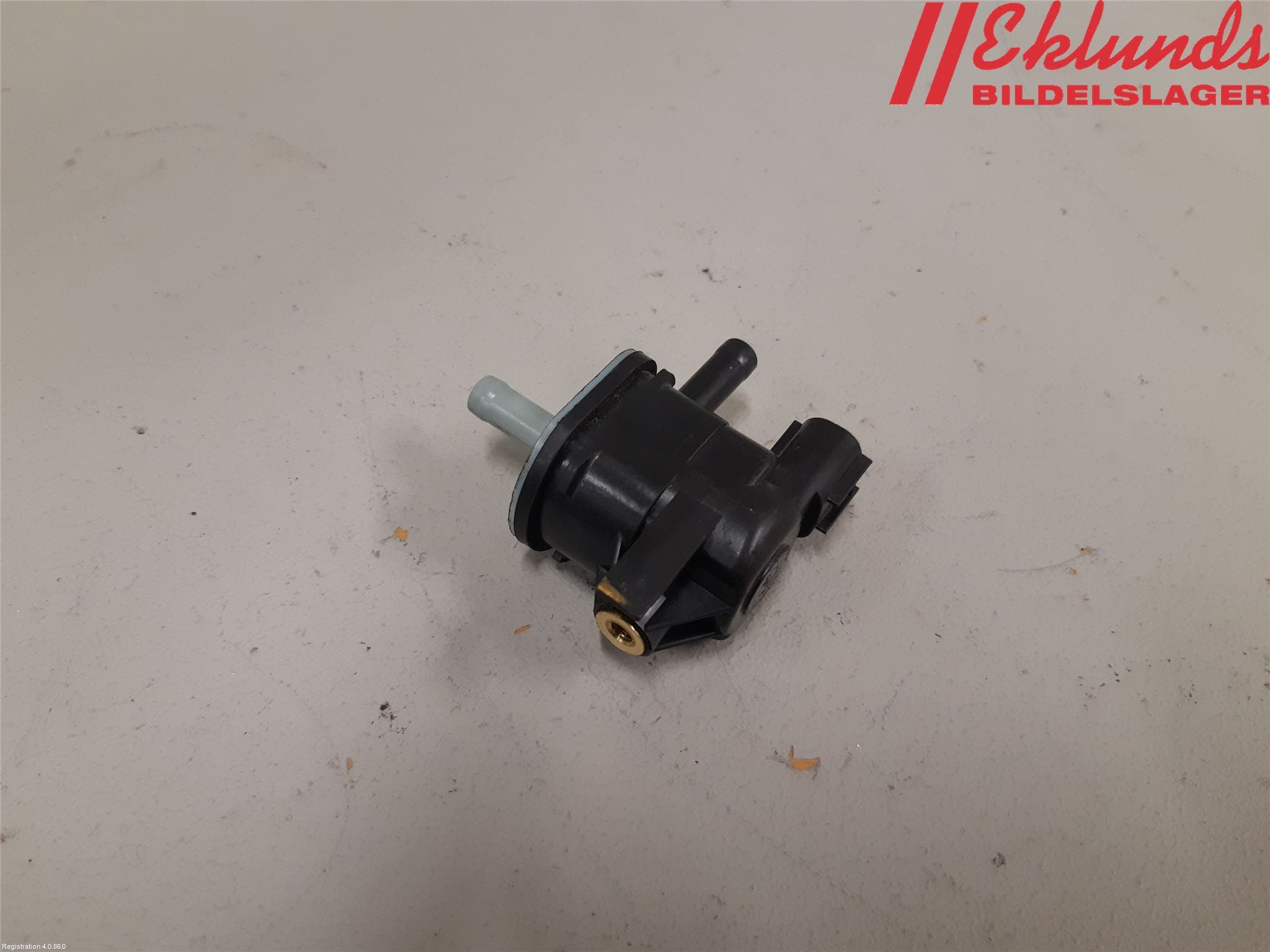 Toyota COROLLA 19- Kolkanister Ventil