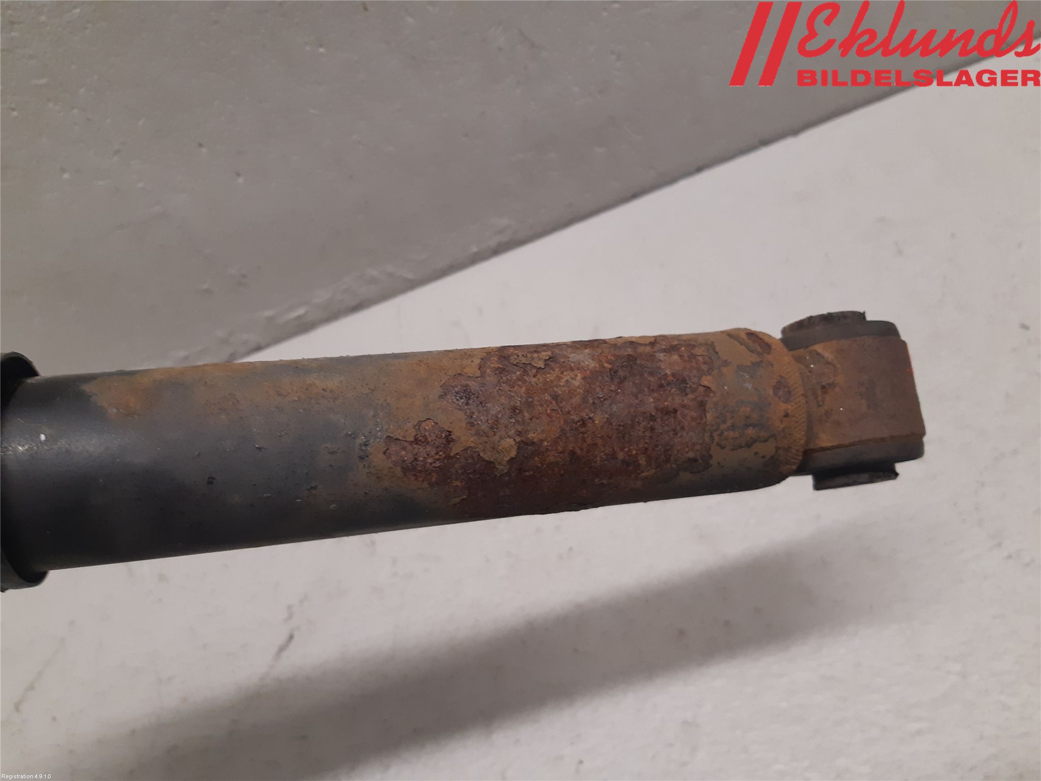 Volvo V70 14-16 Stötdämpare Bak