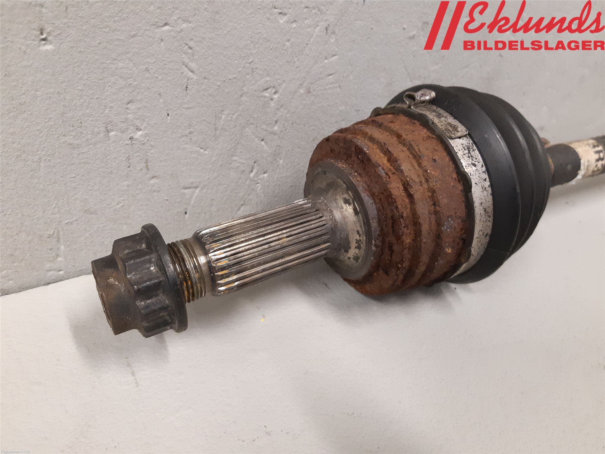 Toyota AYGO 15-21 Drivaxel Fram Höger