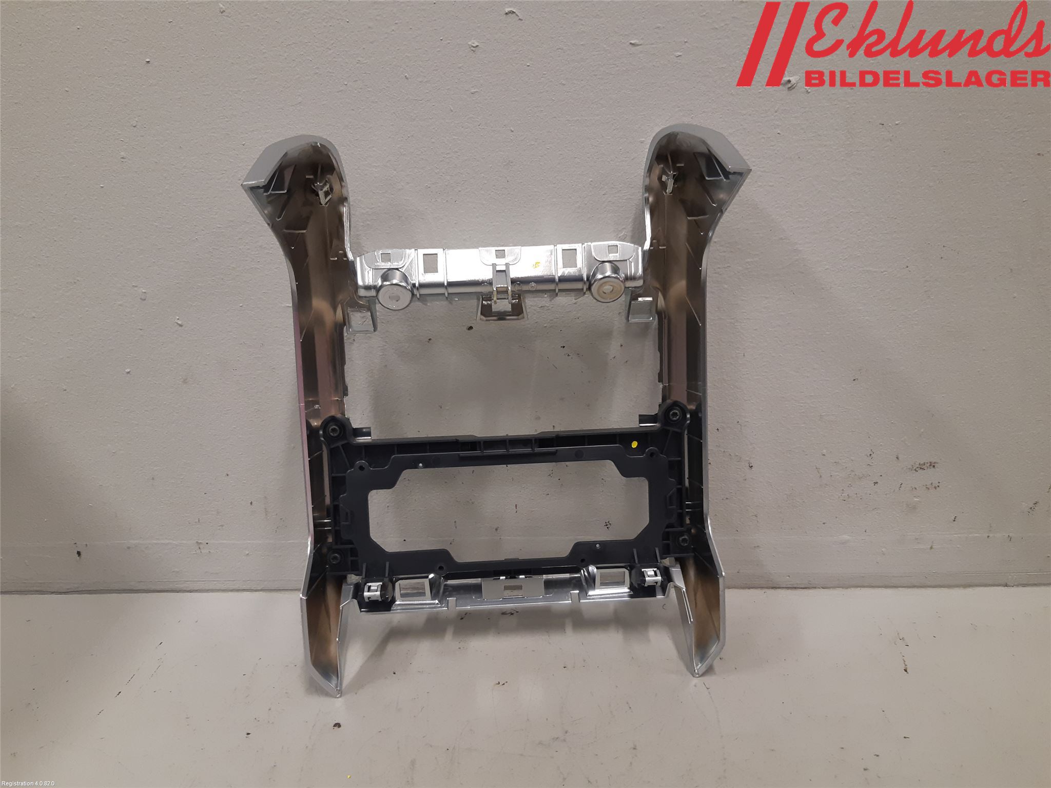 Landrover RANGE ROVER (L405) 13-21 Instrumentkonsoll Mitt