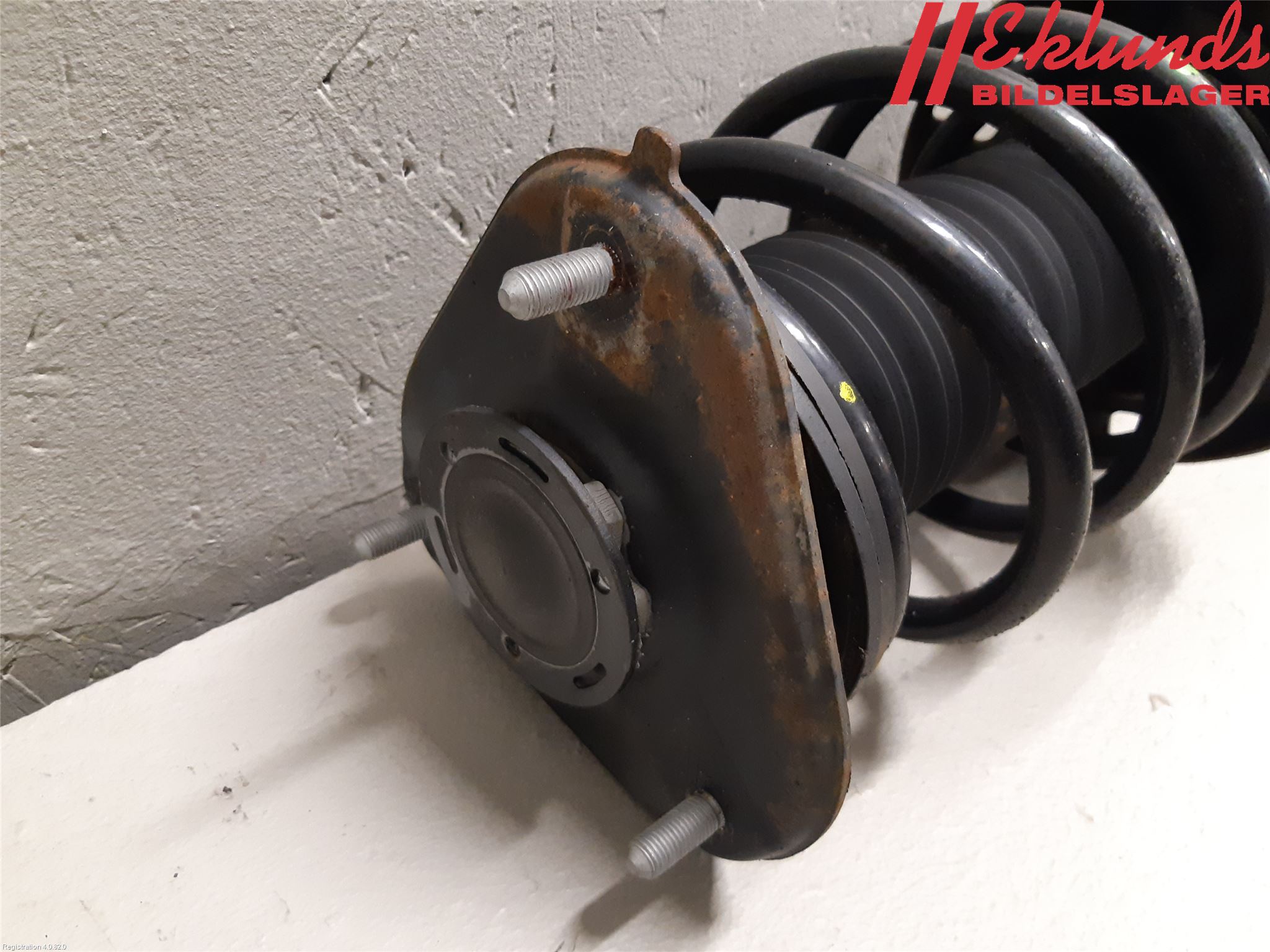 Toyota COROLLA 19- Fjäderben Fram Höger