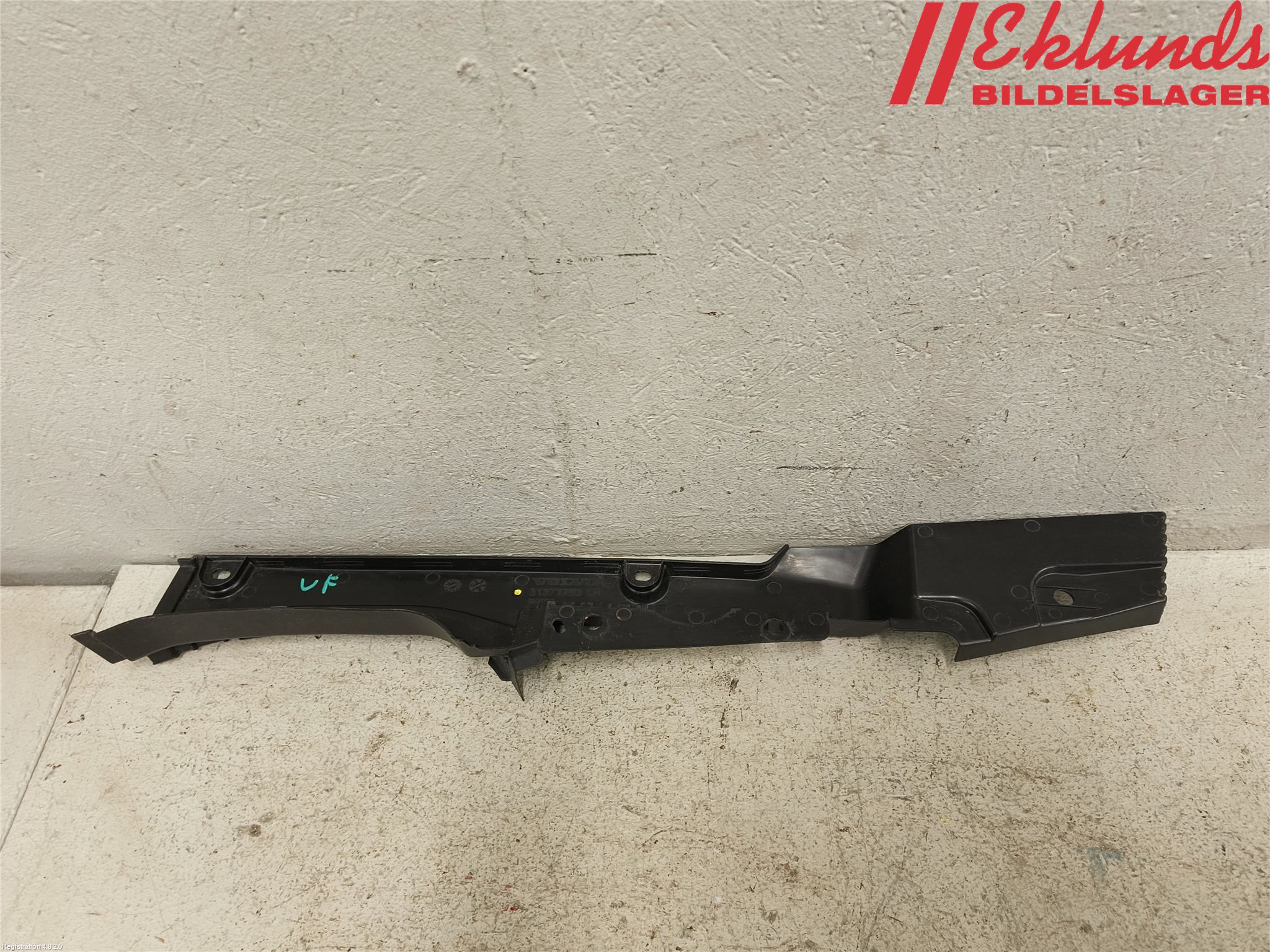 Volvo XC90/RECHARGE 16- Täckplast Front