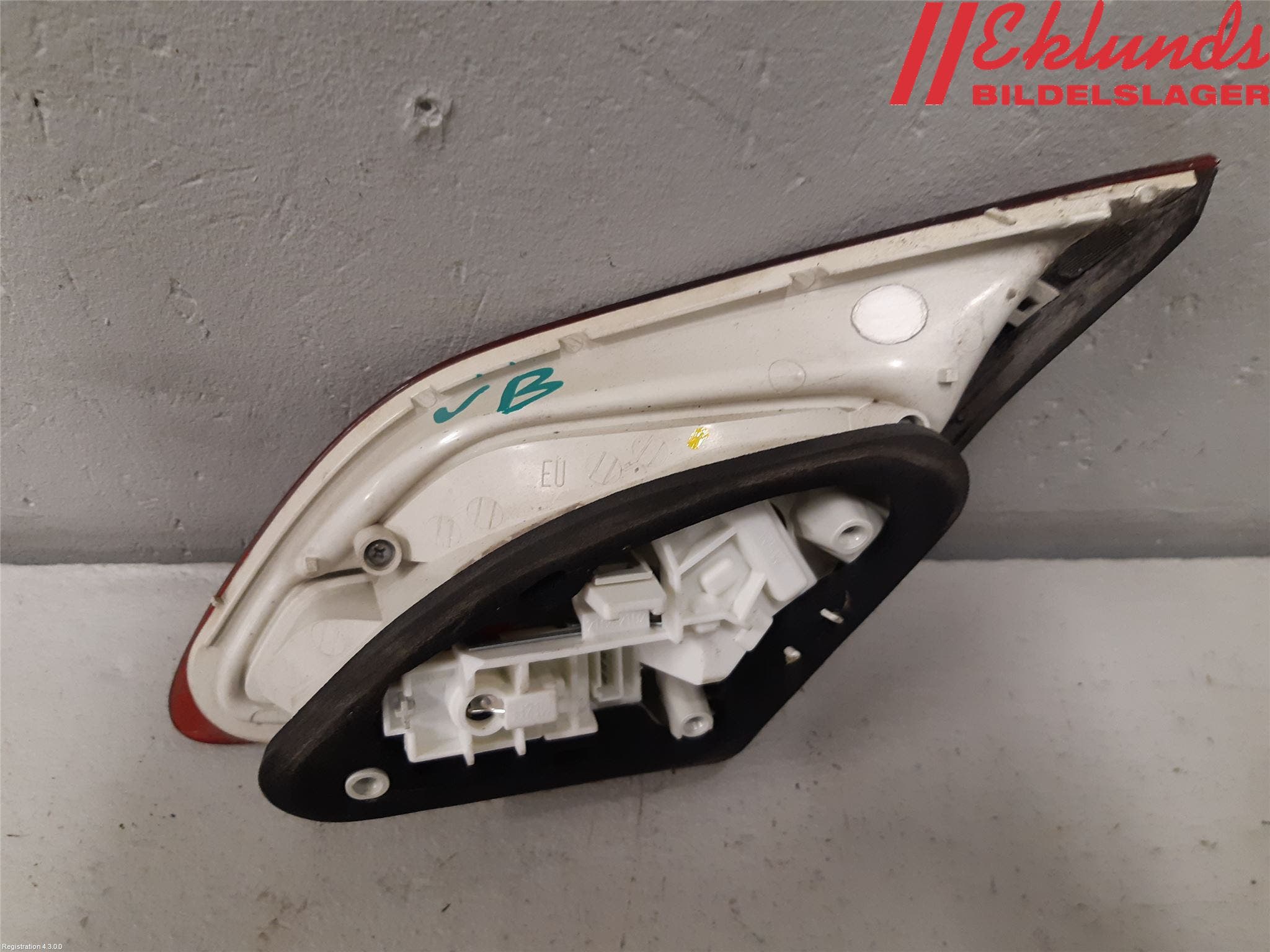 Opel ASTRA J 10-15 Bakljus Lucka Vä