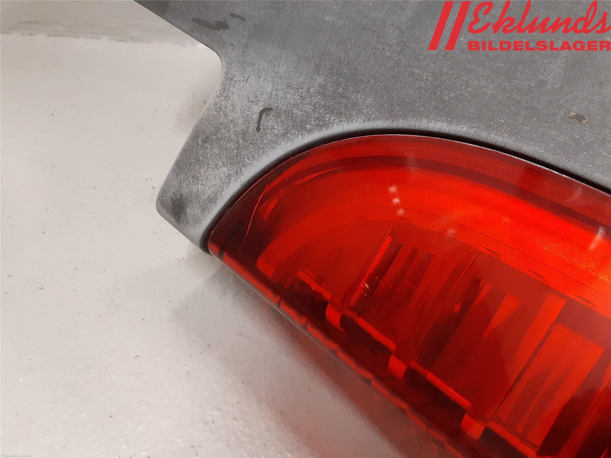 Opel VIVARO 01-14 Bakljus Höger