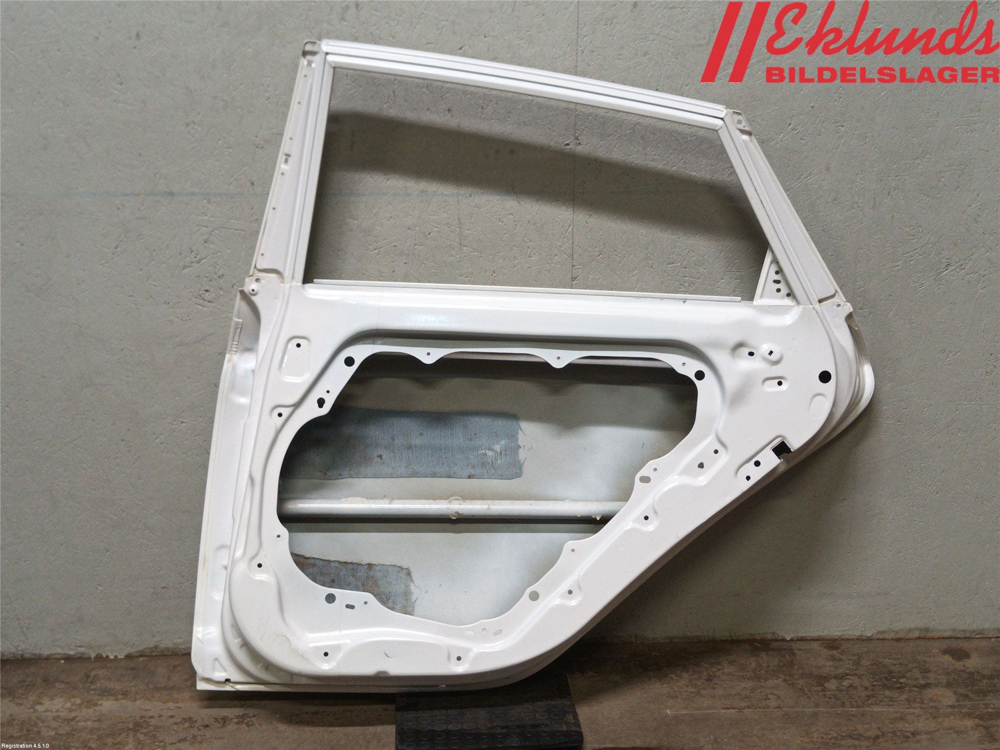 Hyundai i40 08-15 Dörr Bak Höger