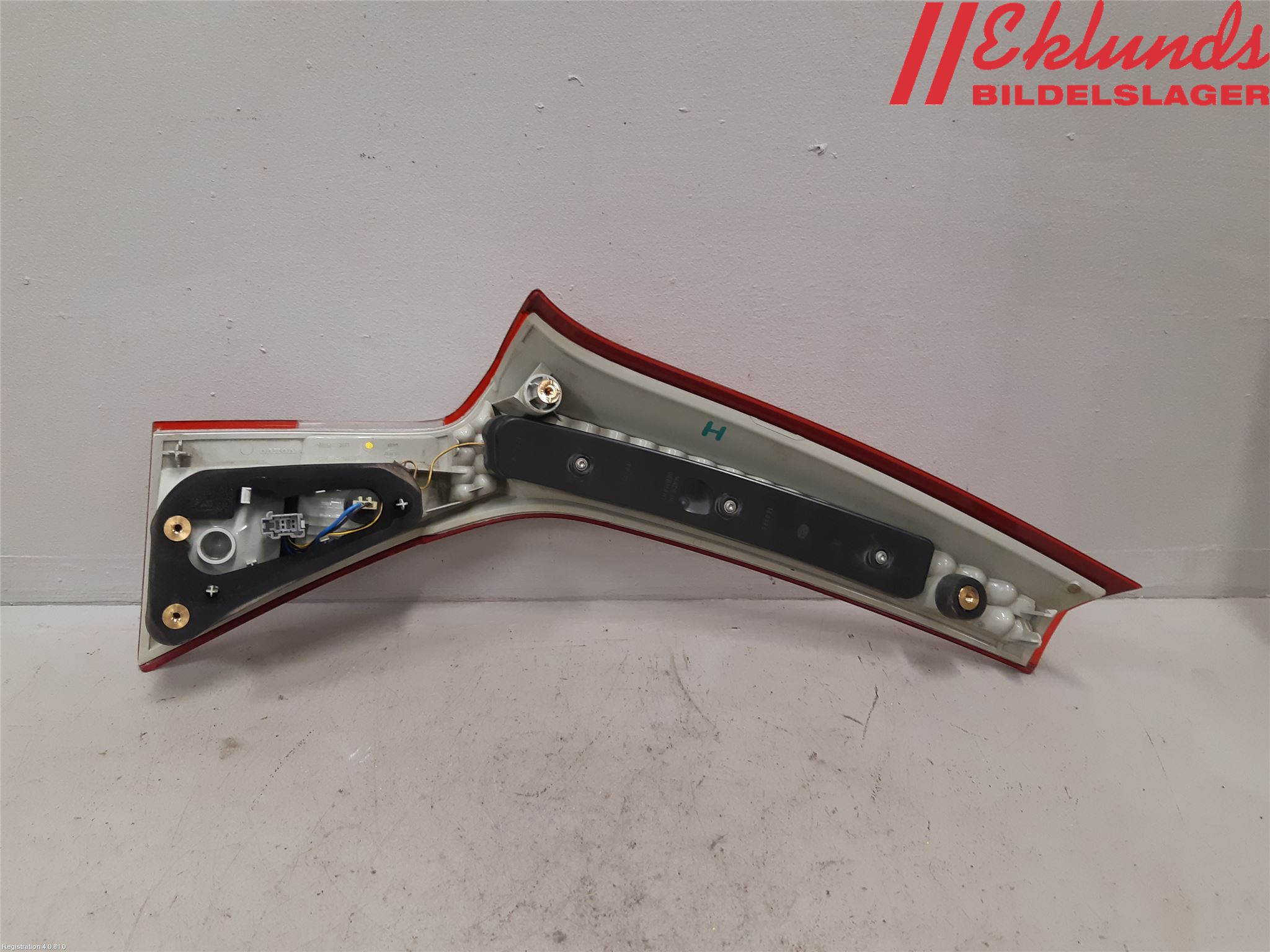 Volvo V70 08-13 Bakljus Lucka Hö