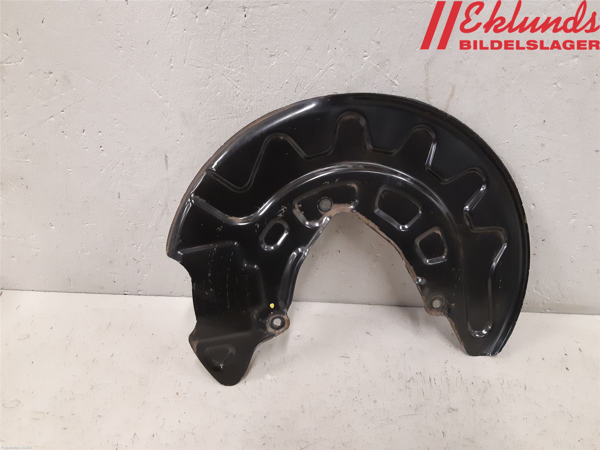 Volkswagen VW ARTEON 17- Bromssköld Fram