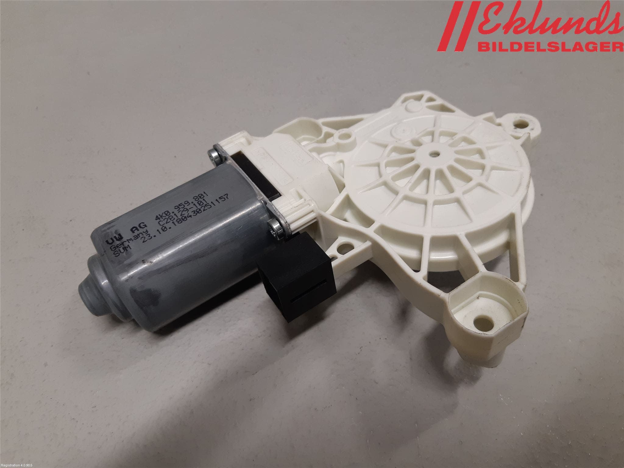 Audi A6 F2/C8 19- Fönsterhissmotor