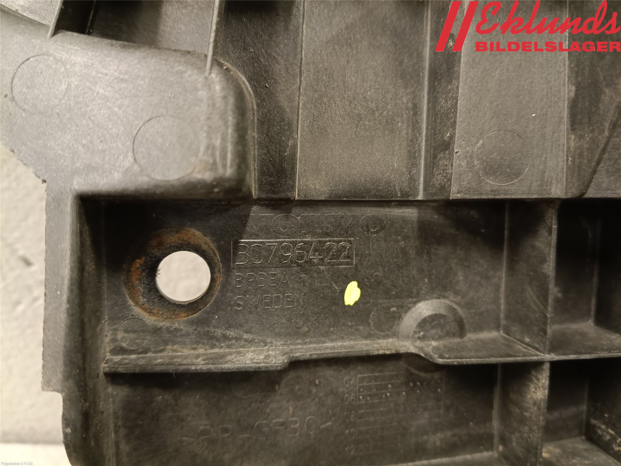 Volvo S80 07-13 Stötfångarfäste Fram Vä