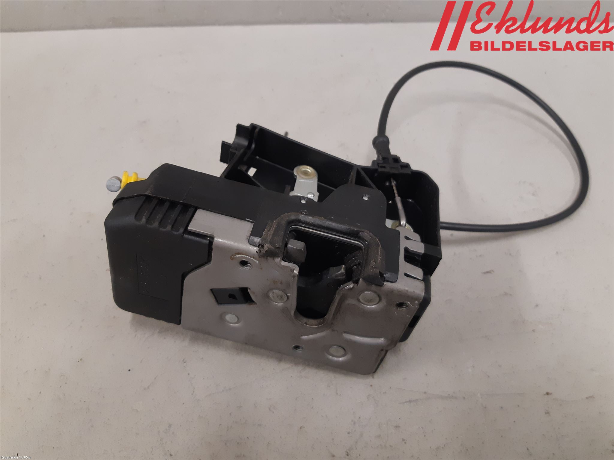 Opel VIVARO 01-14 Låskista-Dörrlås