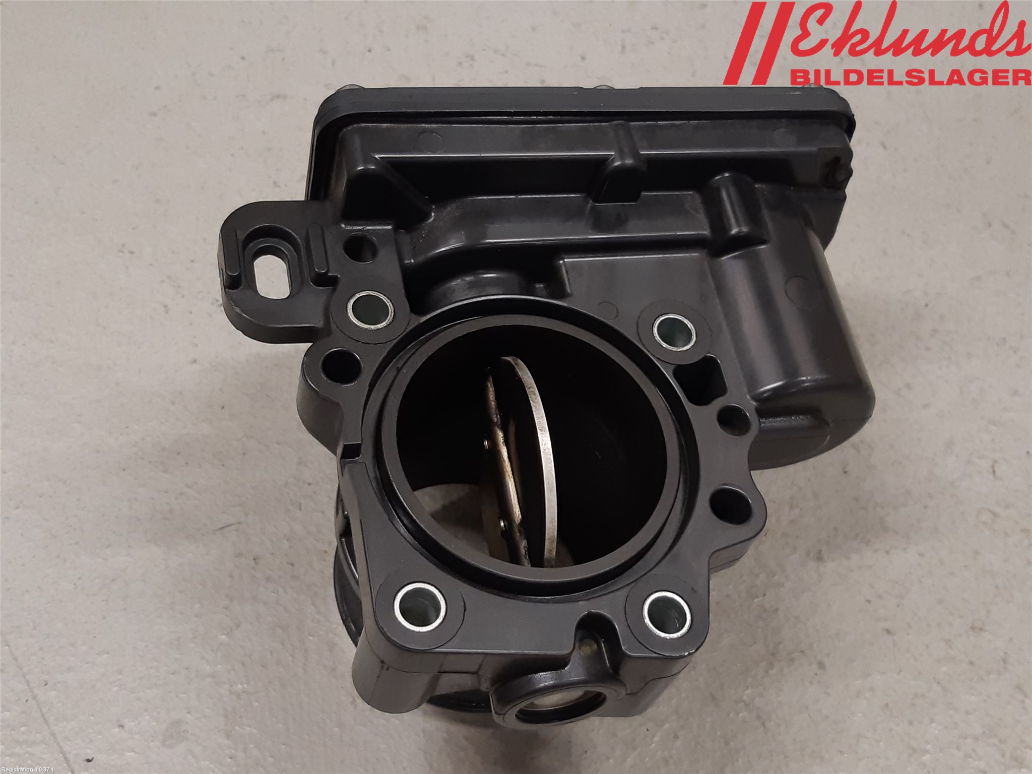 Ford KUGA 13-16 Injspjällhus