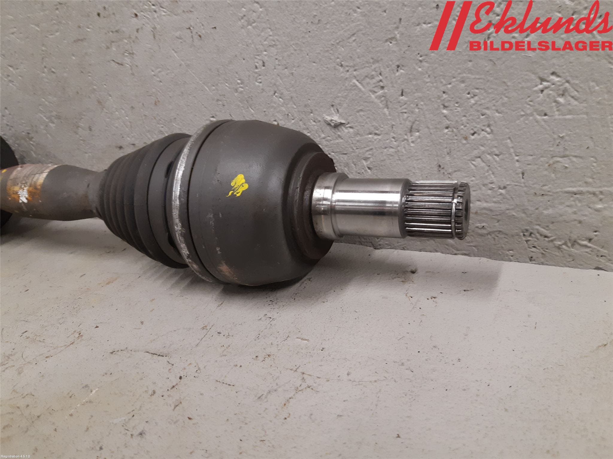 Mercedes-Benz MB CLA-KLASS (C117/X117) 13-19 Drivaxel Fram Vänster