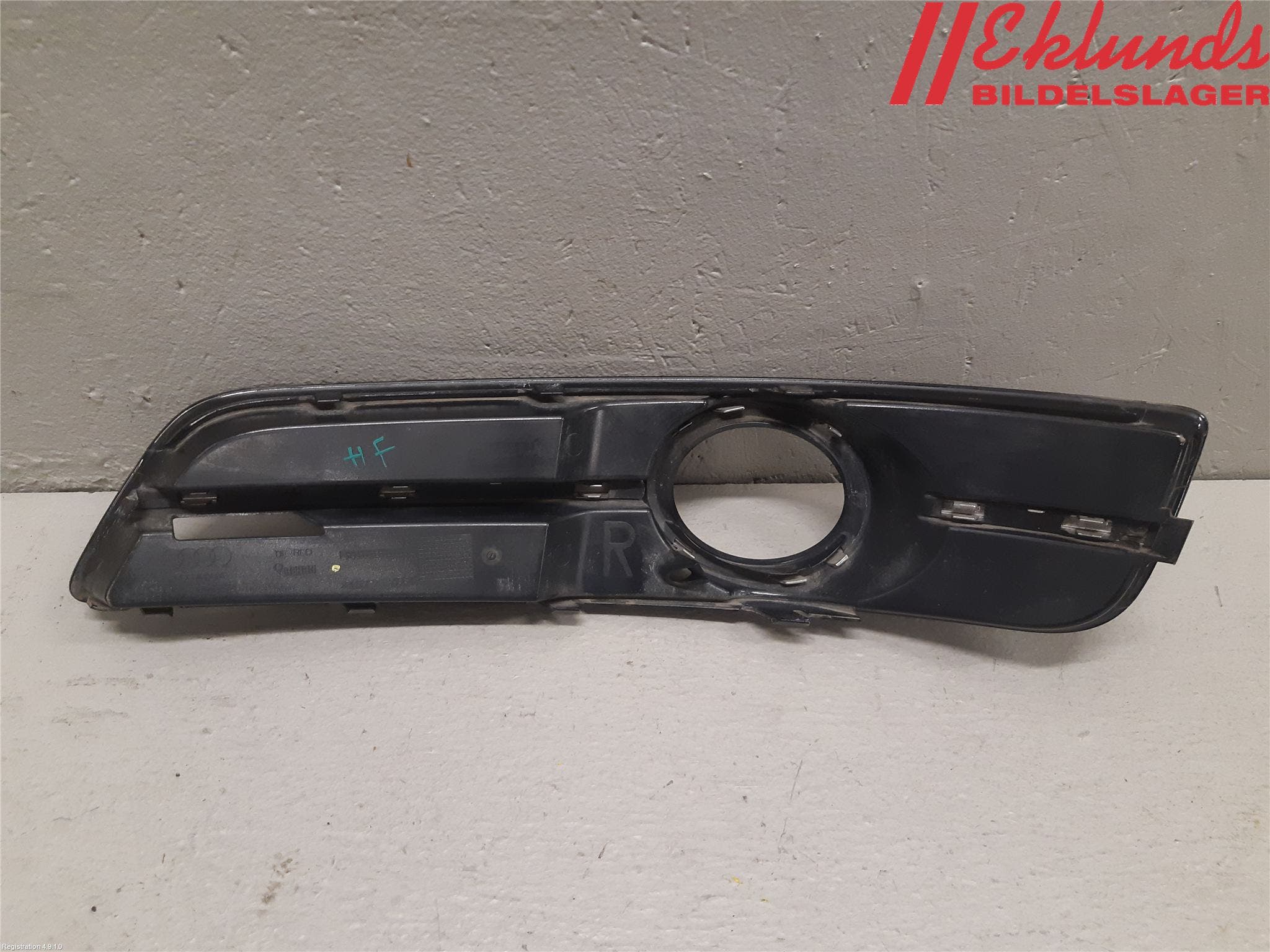 Audi A3/S3 05-13 Dimljussarg Fram