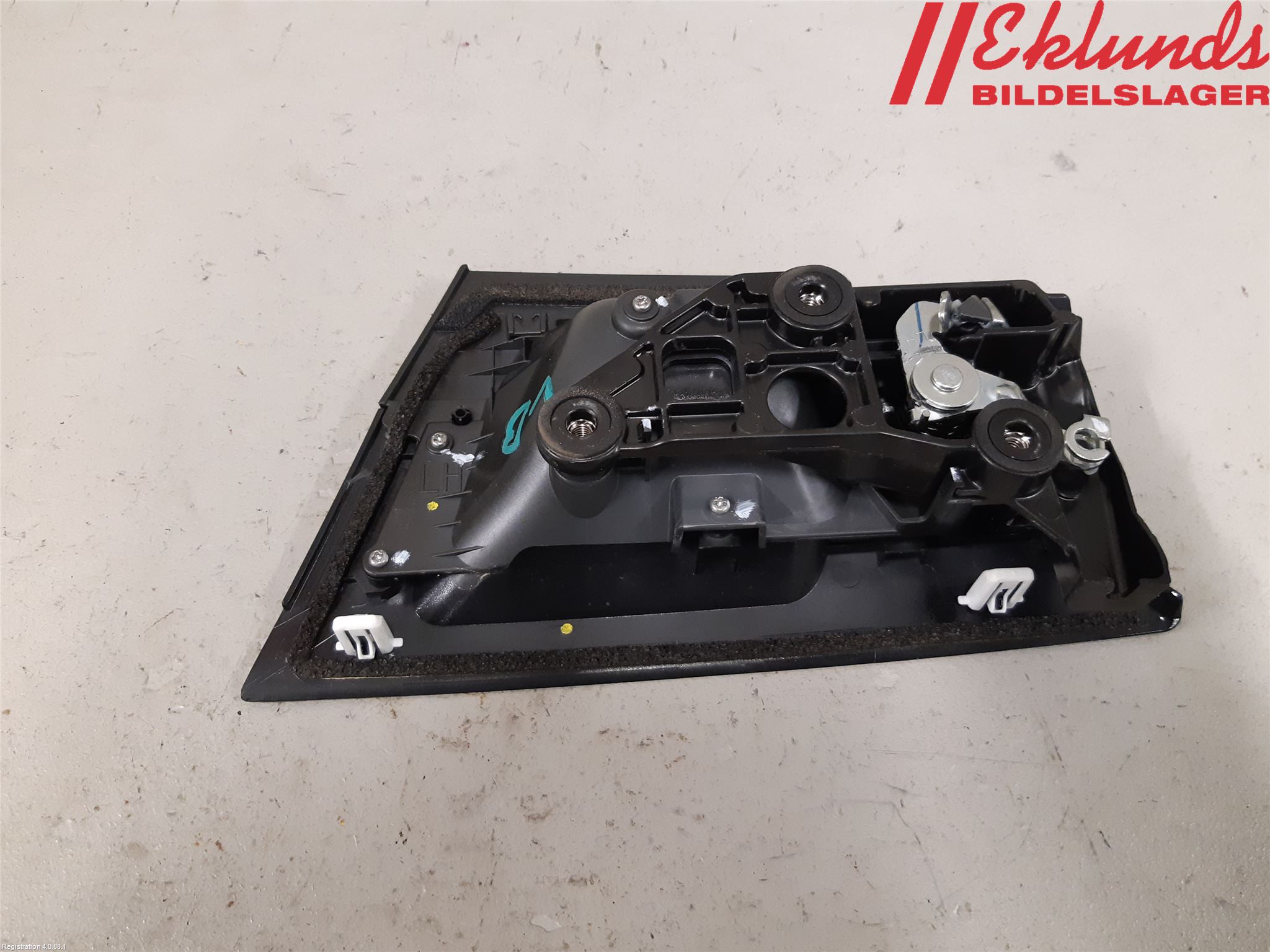 Toyota C-HR 16-23 Dörrhandtag Yttre Vä