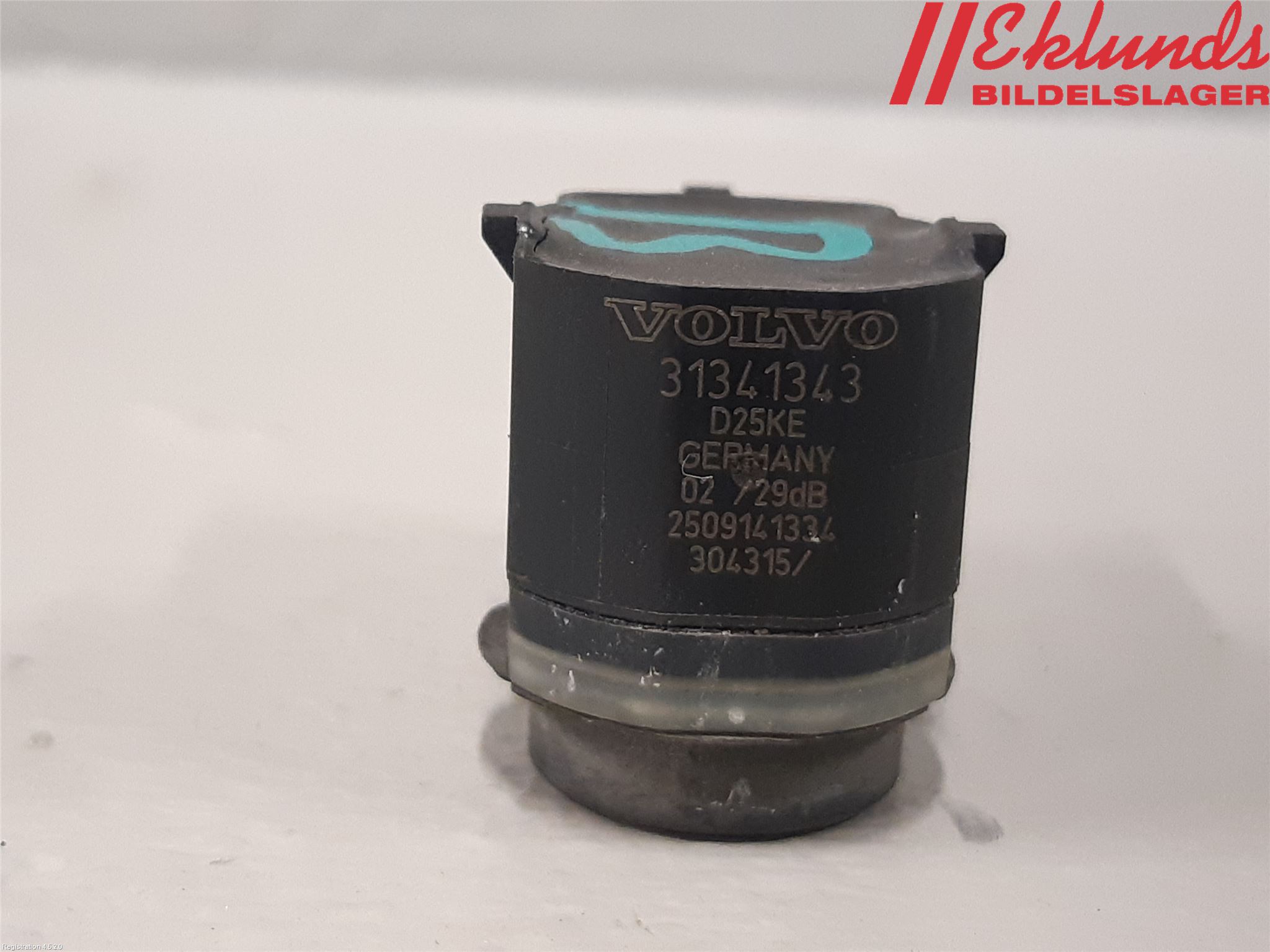 Volvo V60 CROSS COUNTRY 16-18 Parkeringshjälp Backsensor