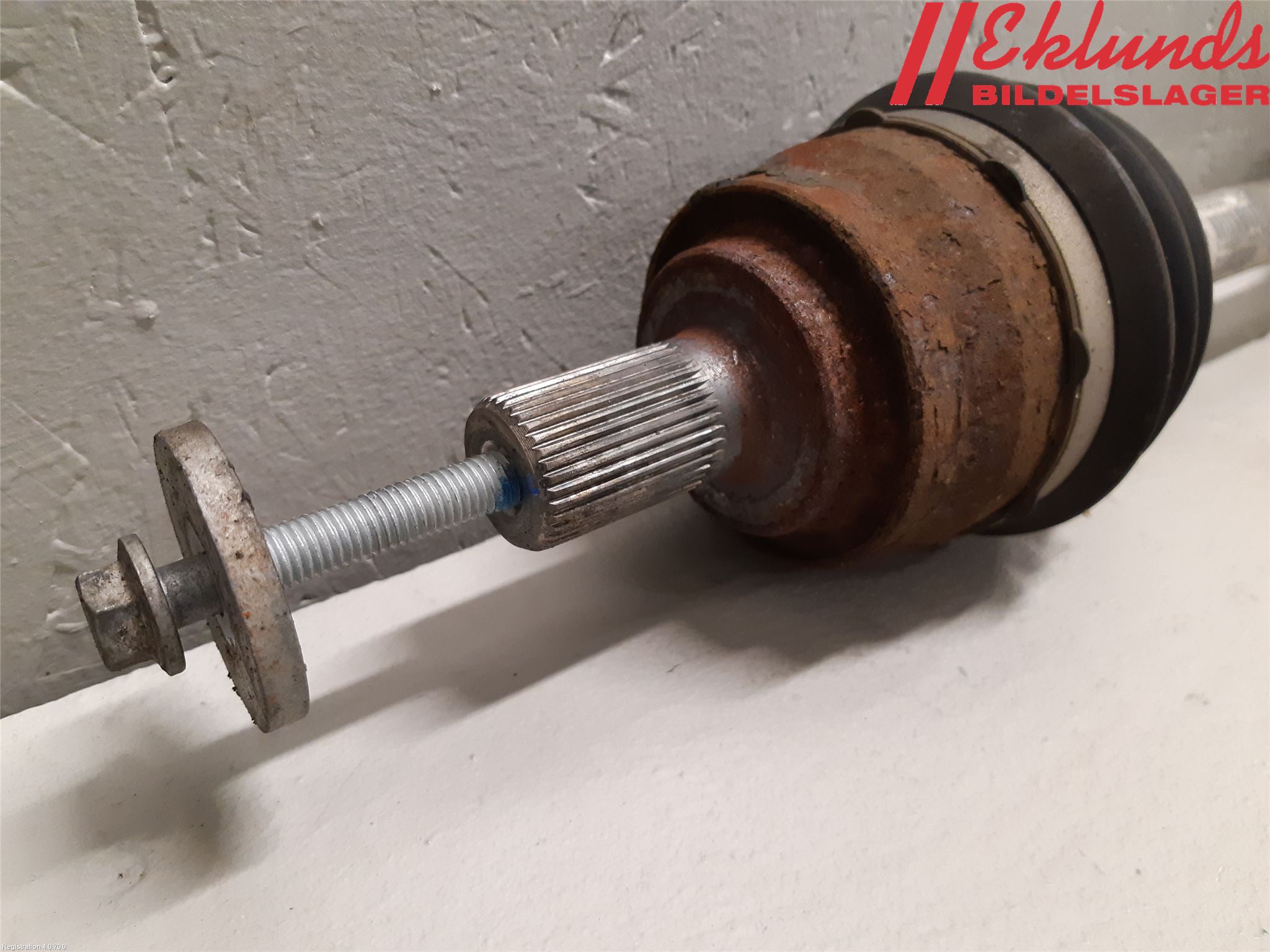 Volvo V40 12-19 Drivaxel Fram Höger