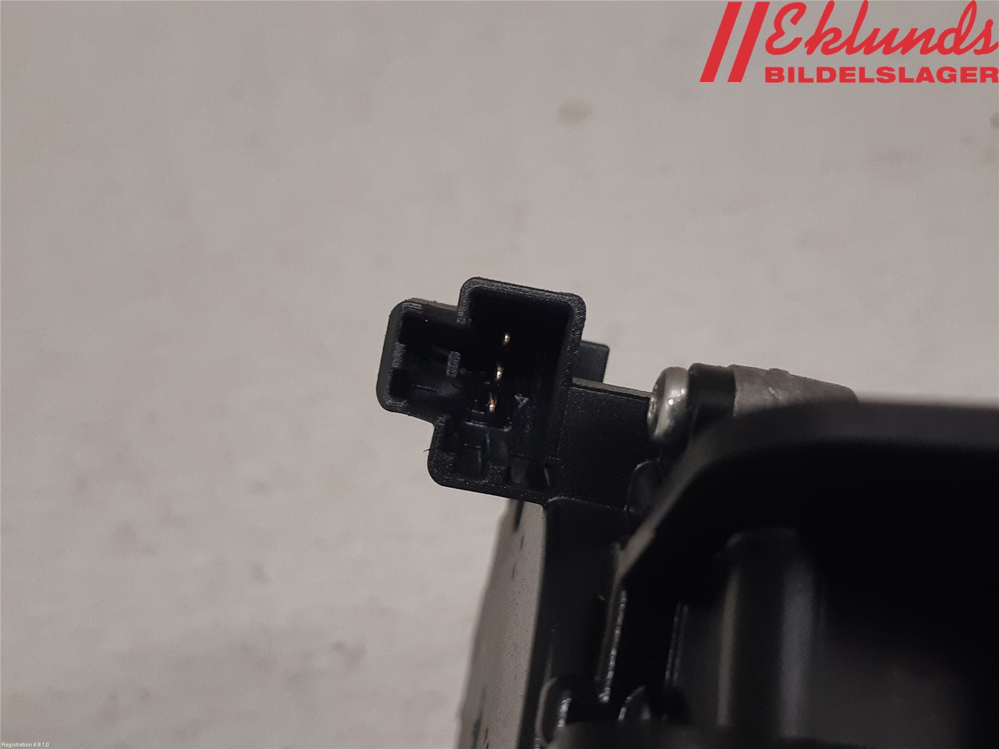 Volvo V90 17->> Torkarmotor Baklucka