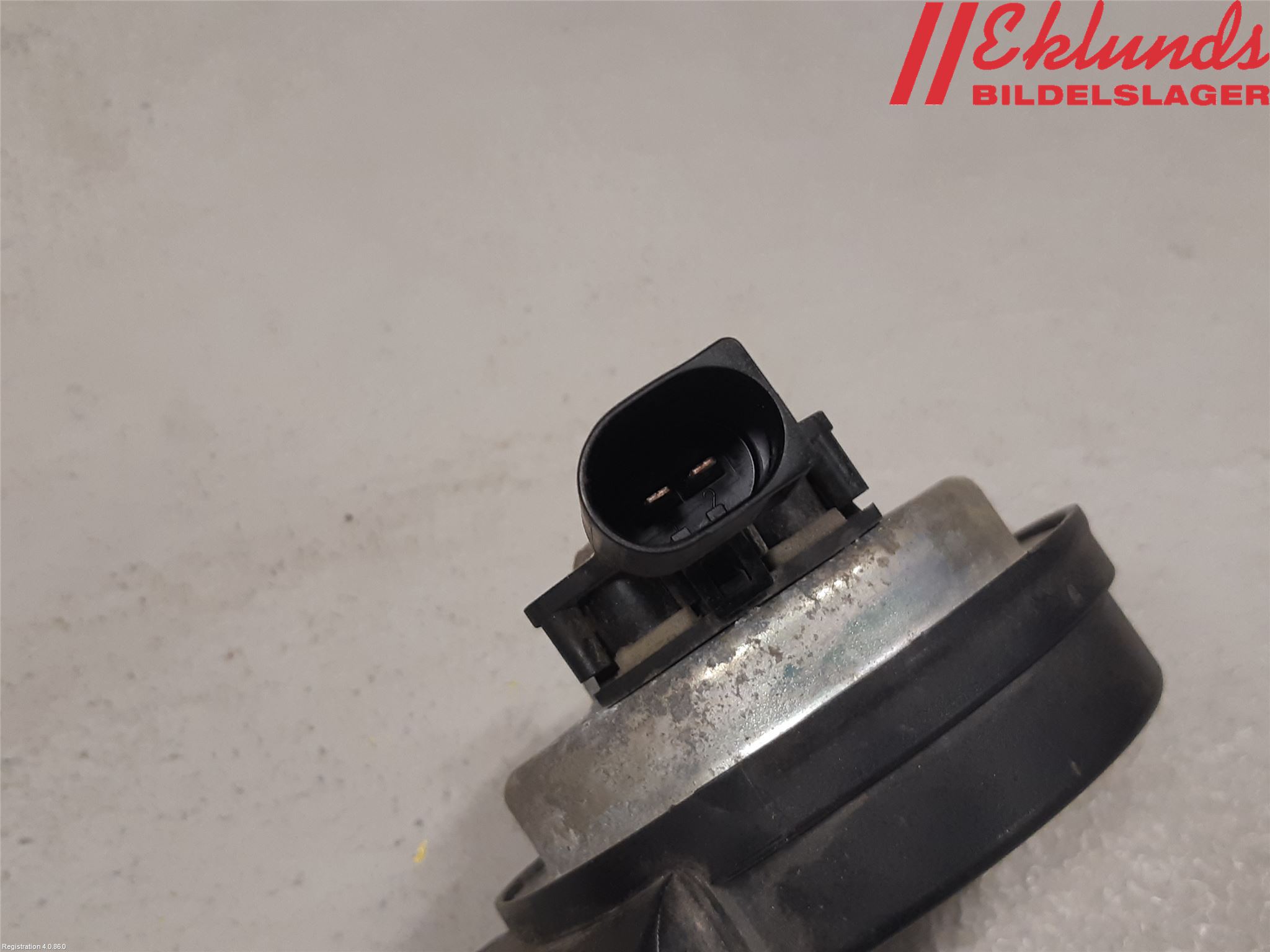 Volkswagen VW PASSAT 11-14 Signalhorn