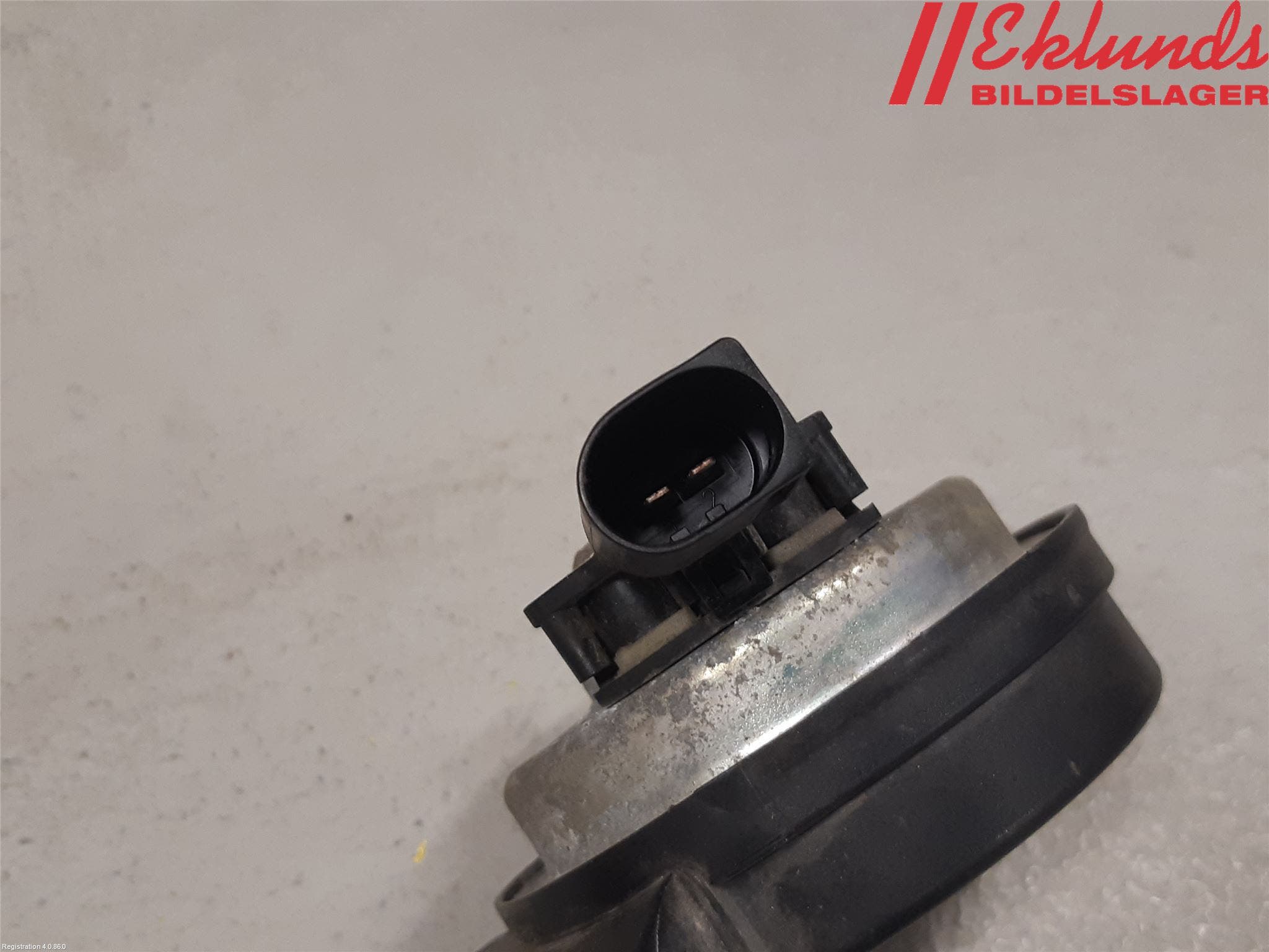 Volkswagen VW PASSAT 11-14 Signalhorn