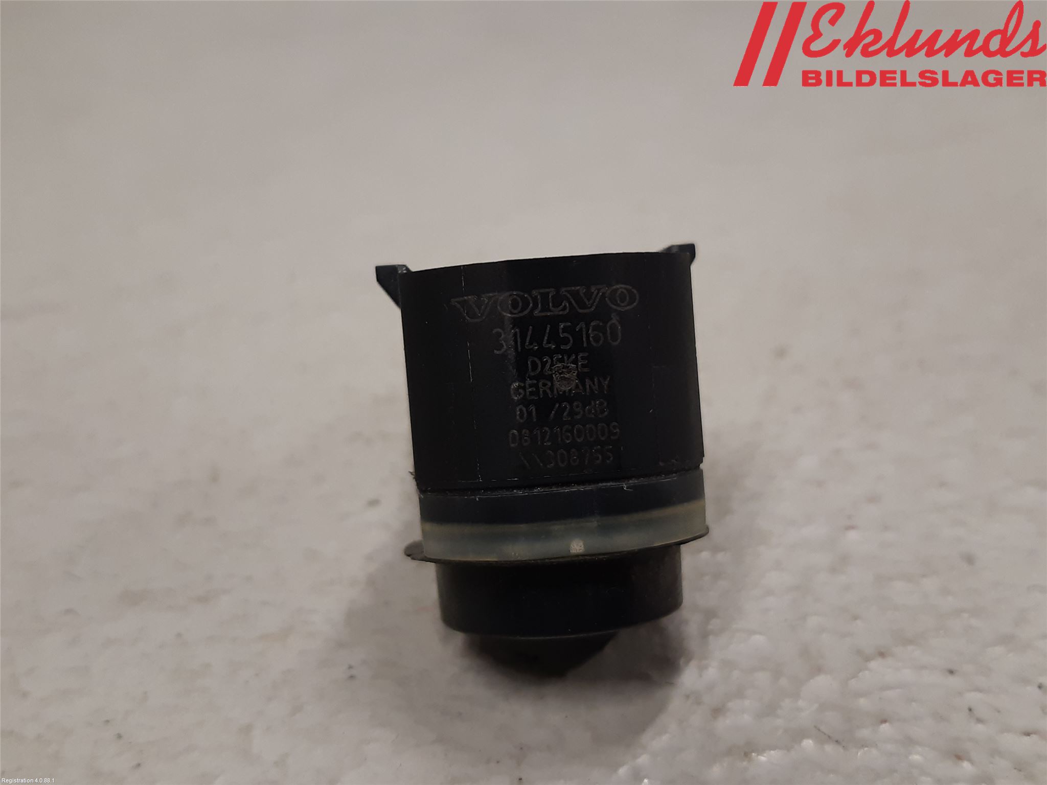 Volvo V60 CROSS COUNTRY 16-18 Parkeringshjälp Backsensor
