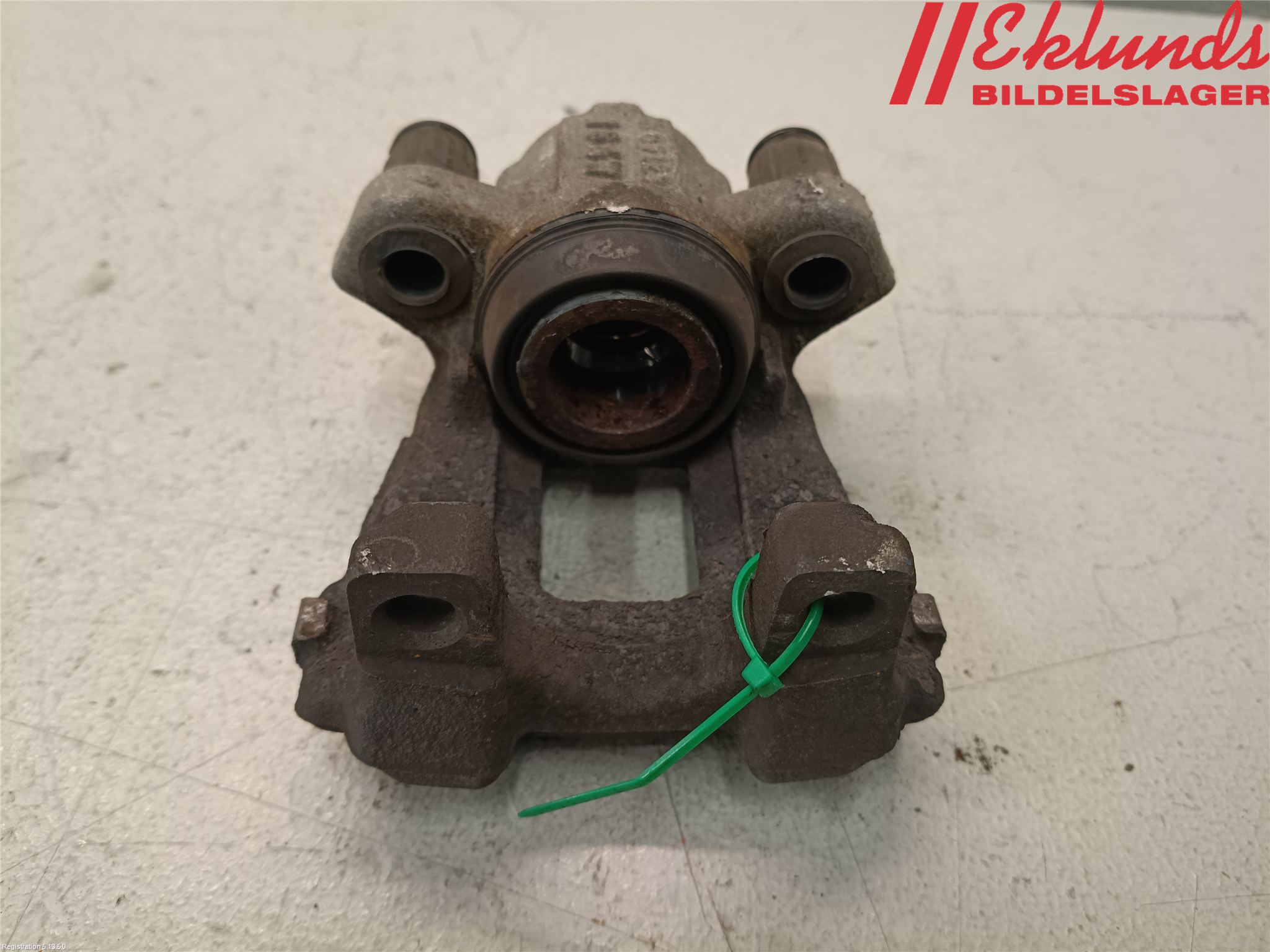 BMW 1 F20/F21 11-19 Bromsok Bak Höger