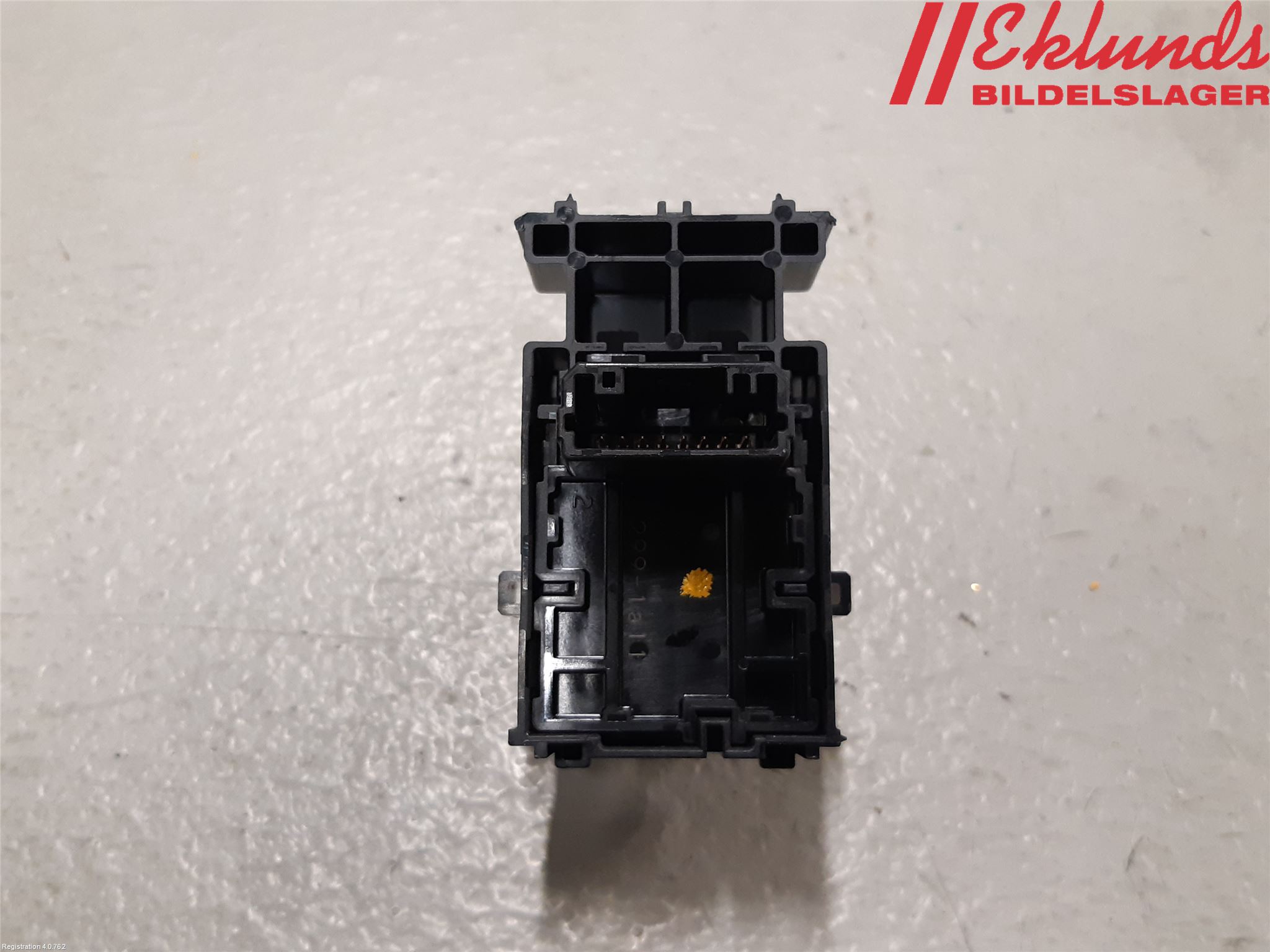 Lexus UX/300e 19- Strömställare Elhiss