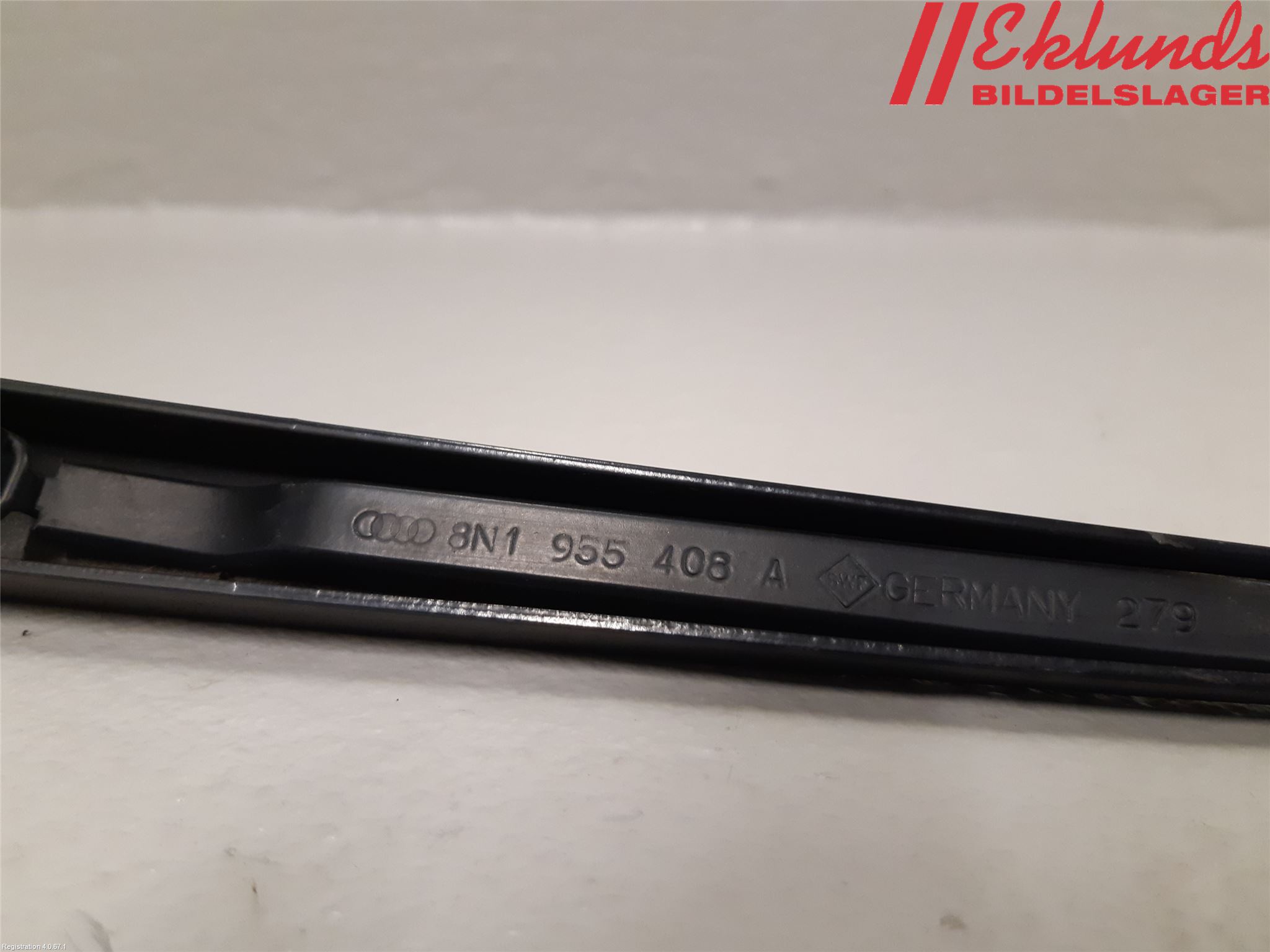 Audi TT 99-06 Torkararm Armar Vindruta