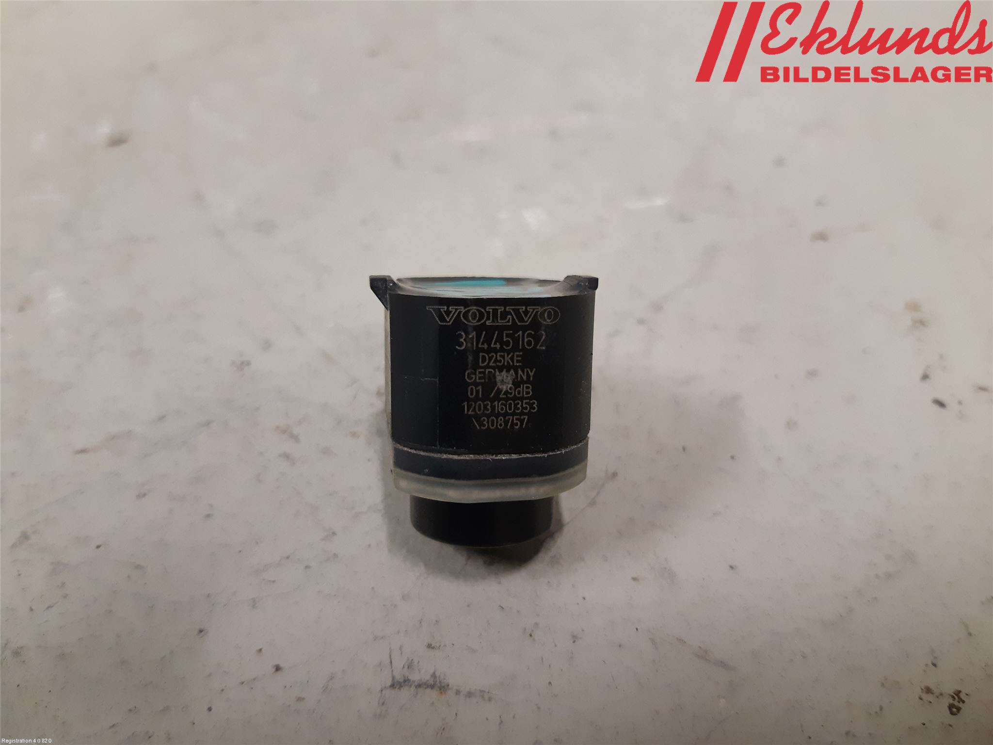 Volvo V40 12-19 Parkeringshjälp Backsensor
