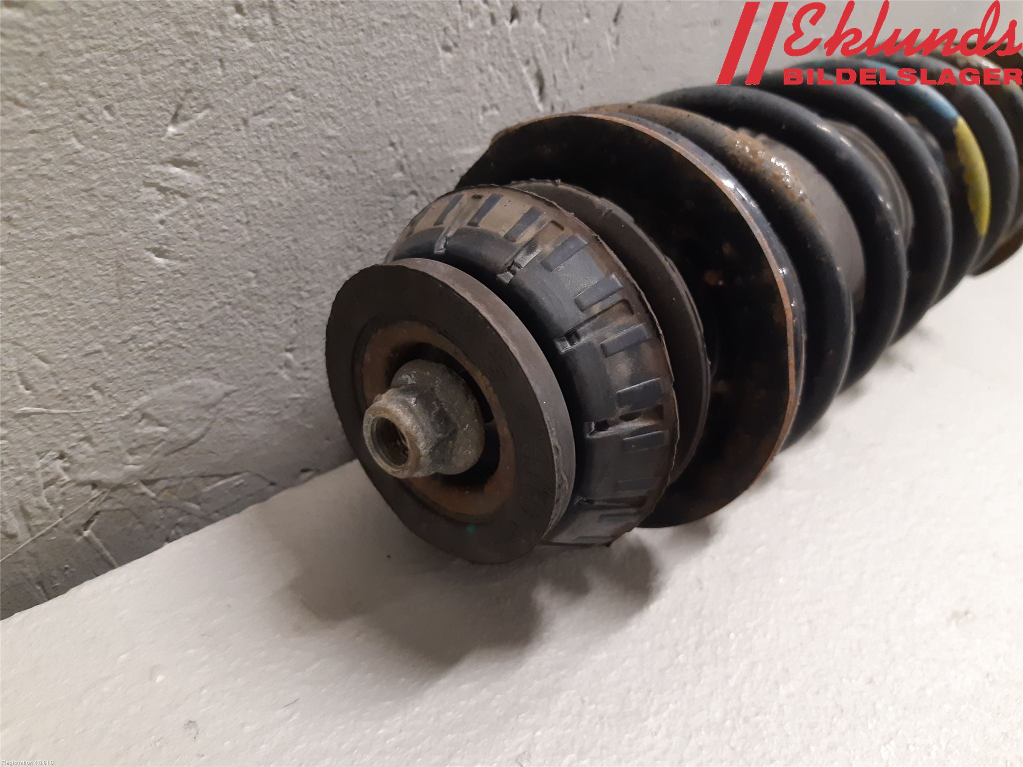 Nissan MICRA 11-16 Fjäderben Fram Vänster