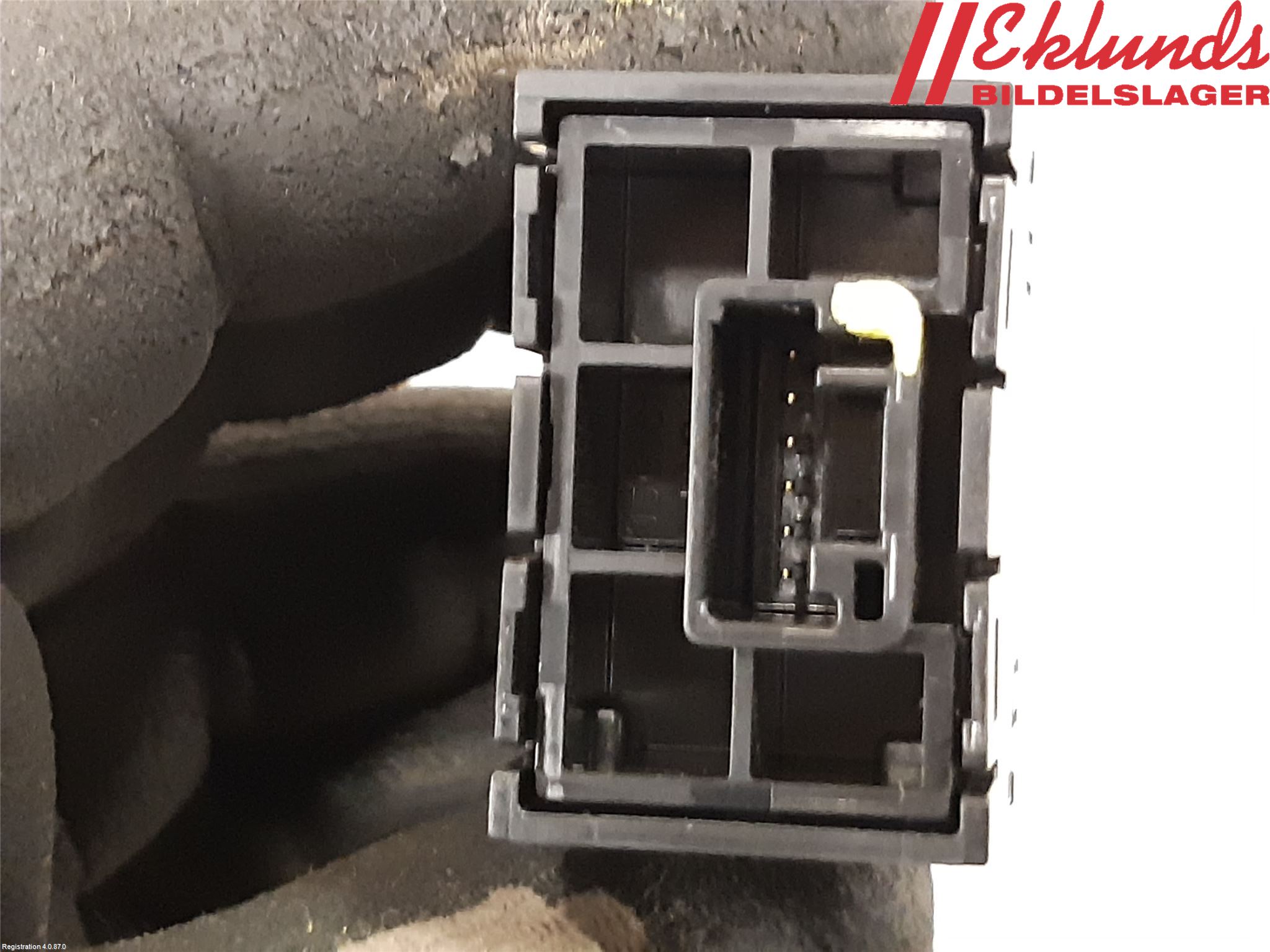 Lexus NX 340h/450h+ 21- Strömställare Varnings