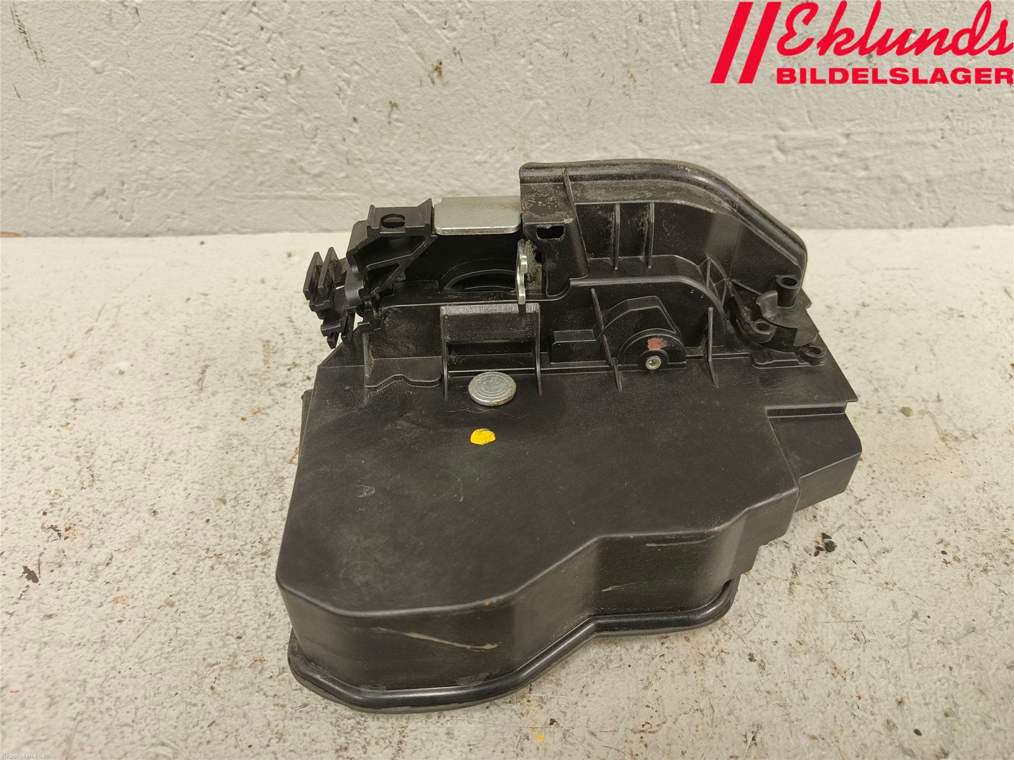 BMW 5 F10/F11/F18 09-17 Låskista-Dörrlås