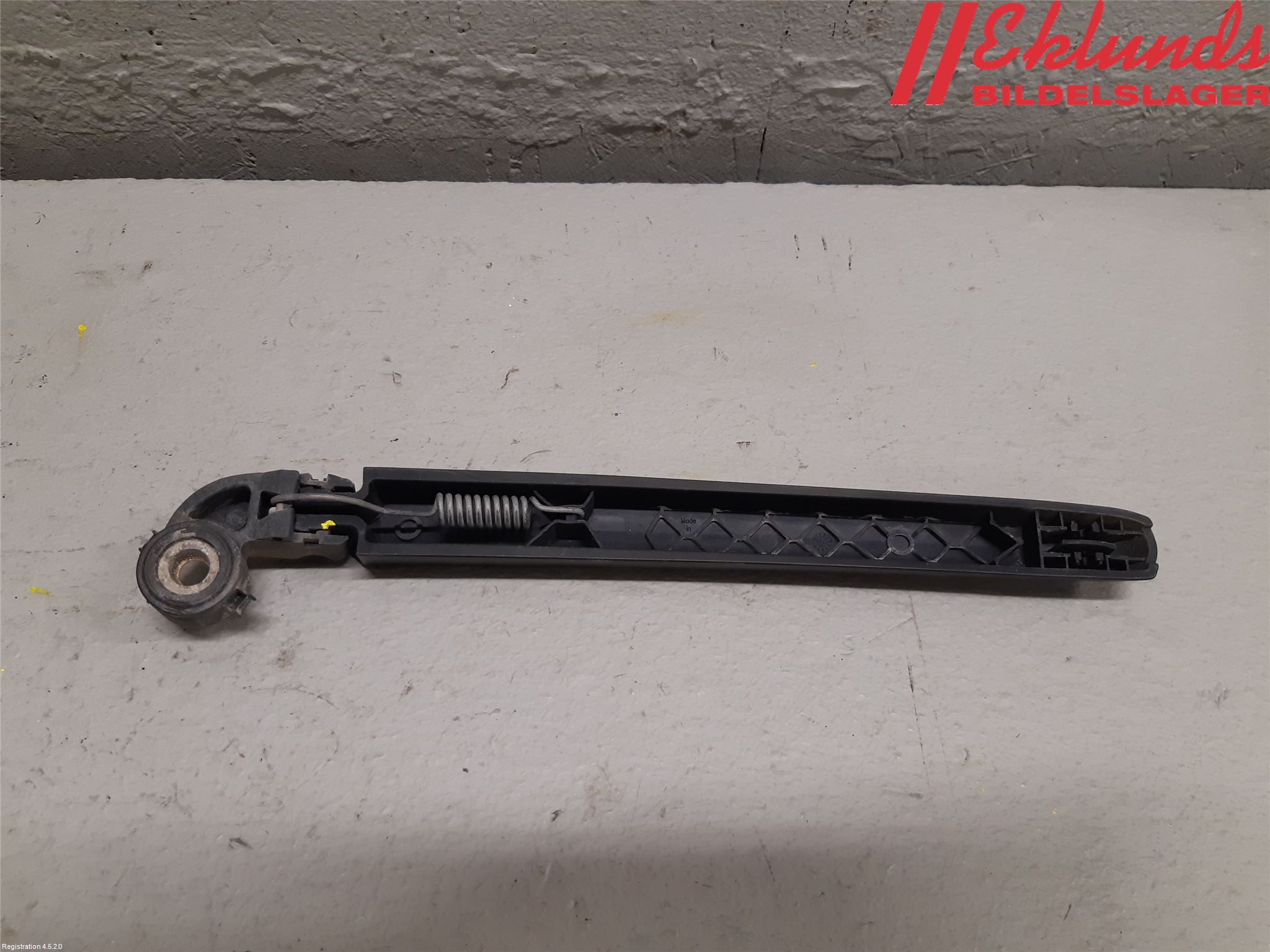 Audi A3/S3 8V 13-20 Torkararm-Bakruta